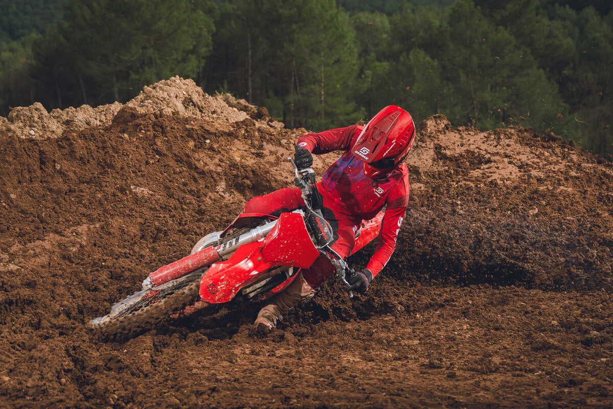 GASGAS MC 125 2026  - Small-Bore, Big Fun - Order Now!