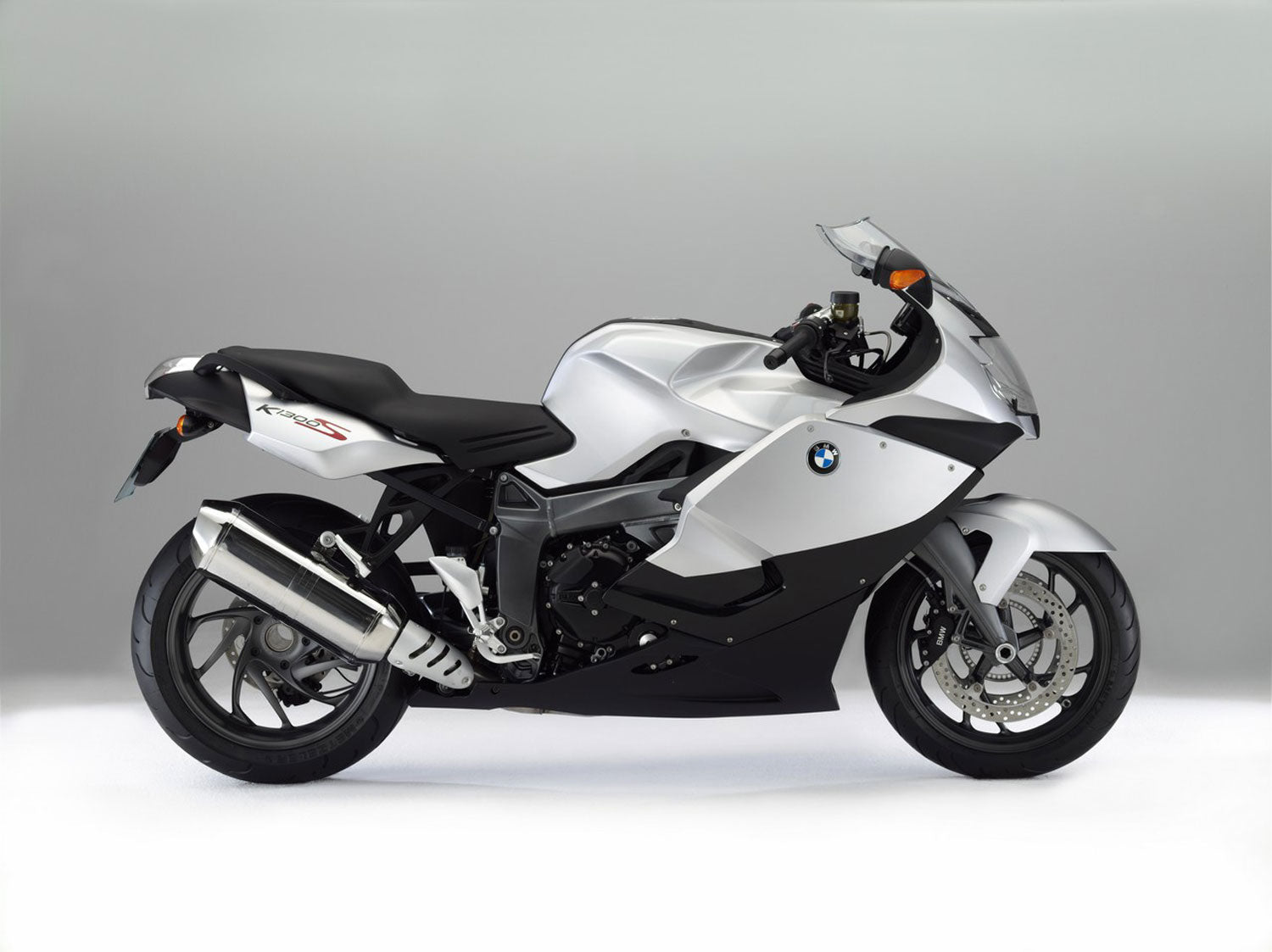 BMW K 1300 S (with Factory Rear Carrier) (09-15)