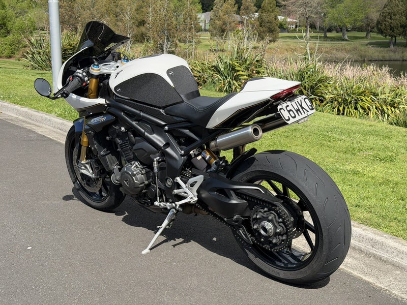 2024 Triumph Speed Triple 1200 RR – photo 16
