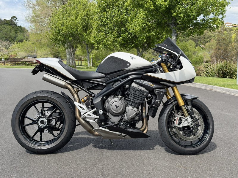 2024 Triumph Speed Triple 1200 RR – photo 2