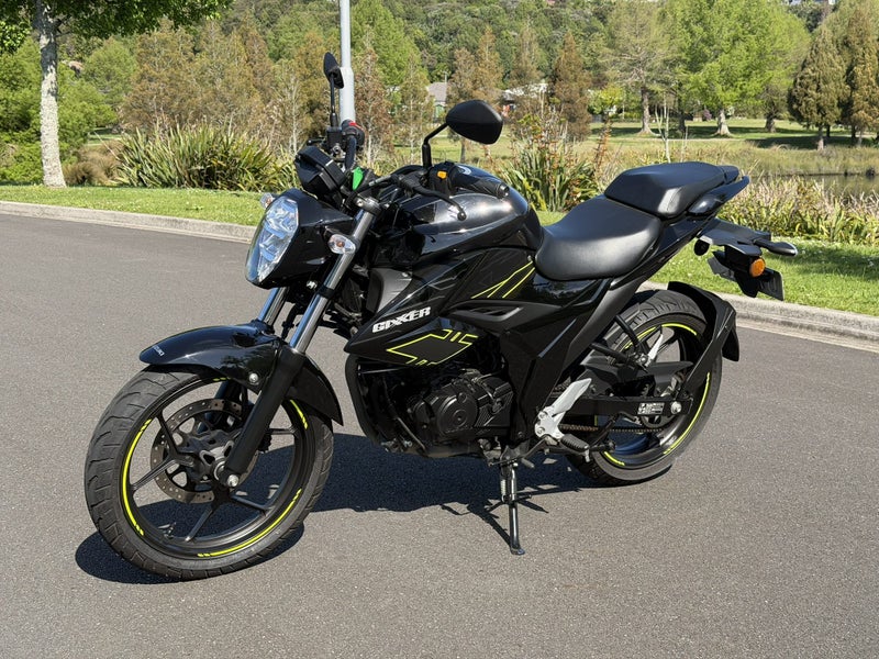 2025 Suzuki GSX150 black – photo 11