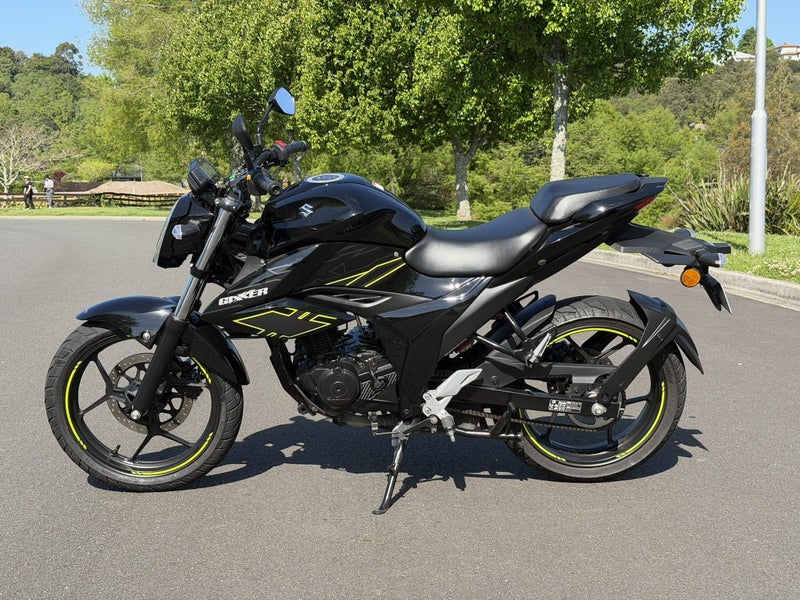 2025 Suzuki GSX150 black – photo 2