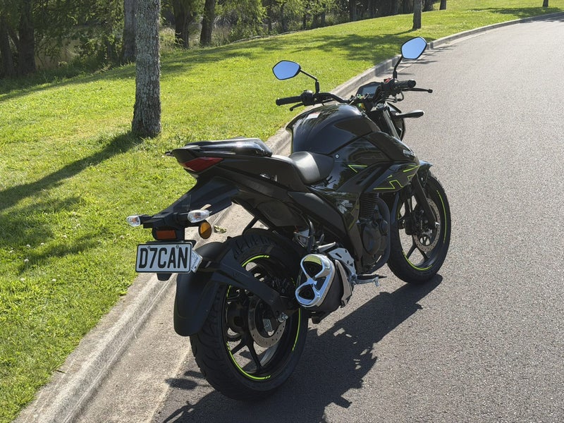 2025 Suzuki GSX150 black – photo 7