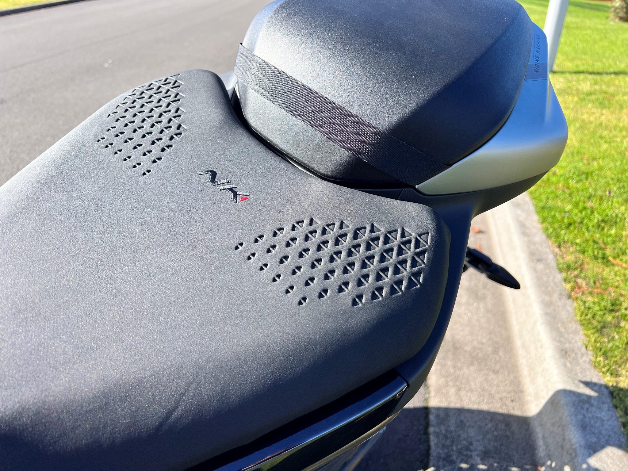 2025 CFMOTO 800NK 800 NK $13,490 + ORC's