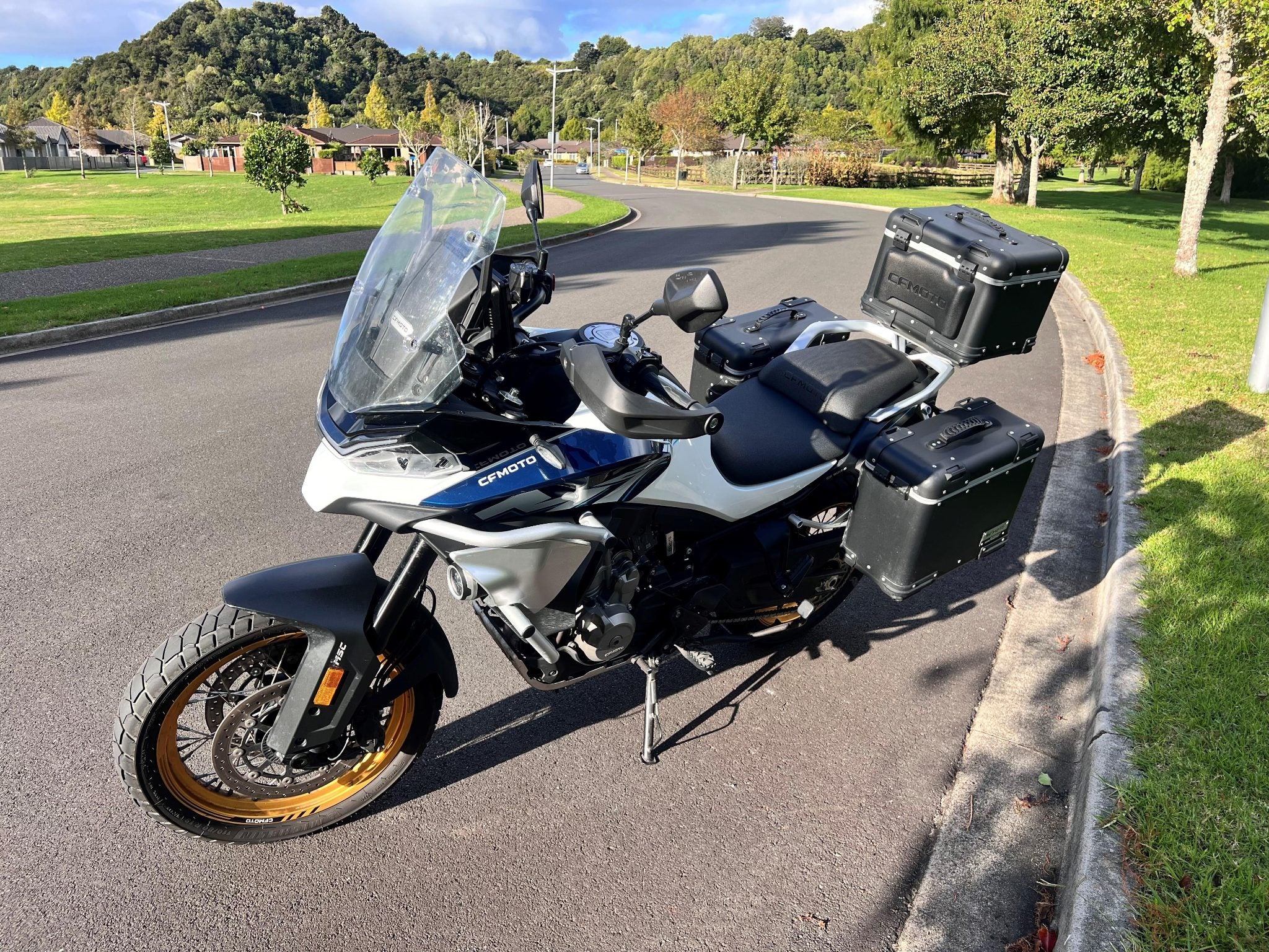 CFMOTO 800 MT EXPLORE 2025 - "LIKE NEW"