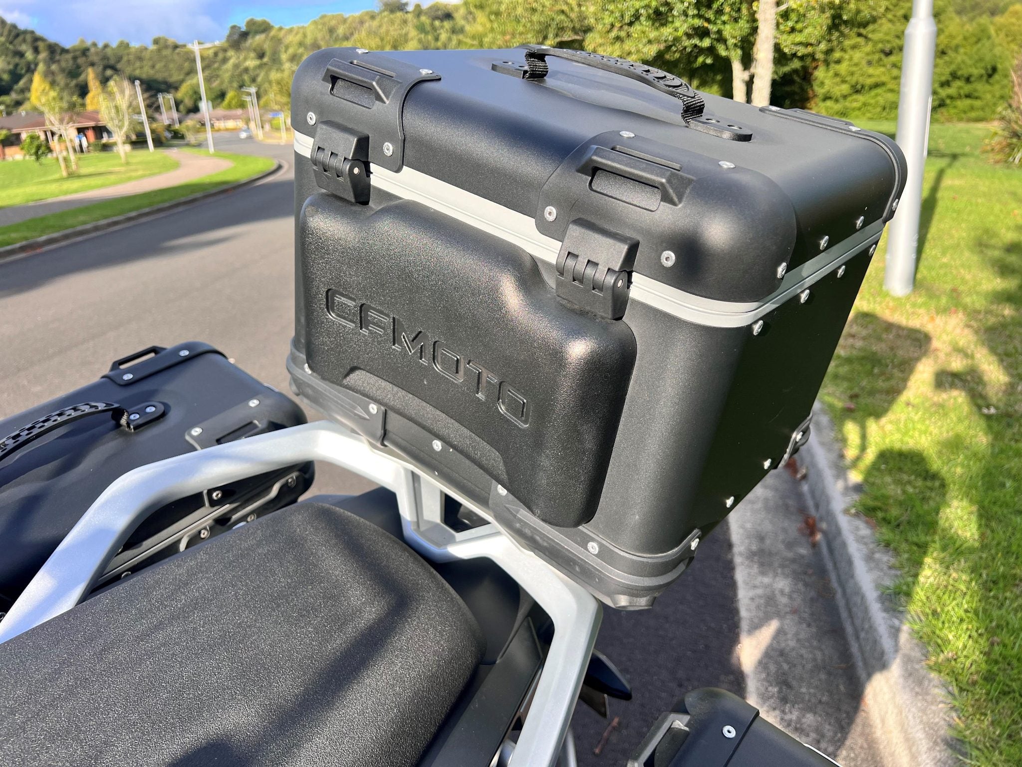 CFMOTO 800 MT EXPLORE 2025 - "LIKE NEW"