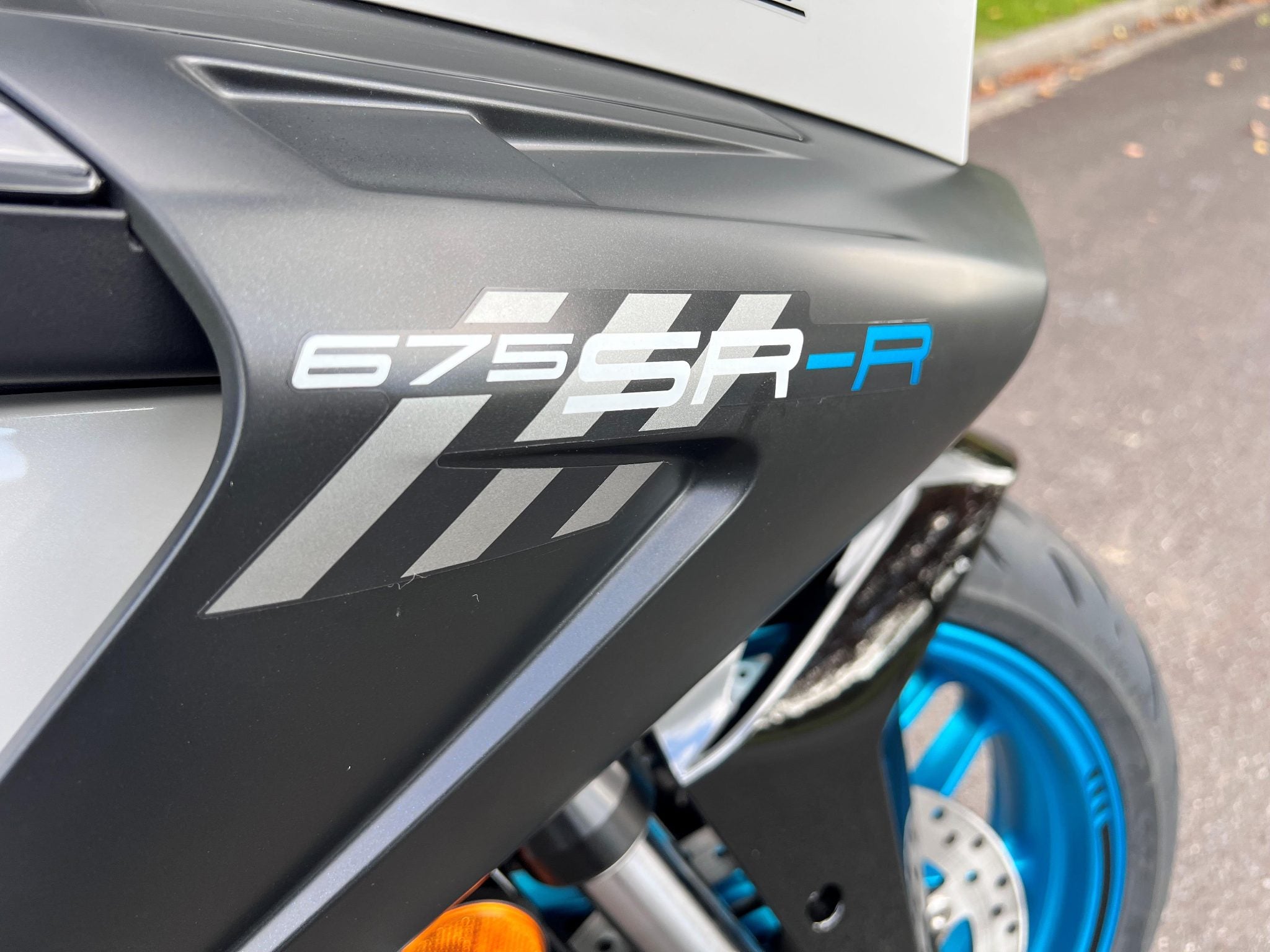 CFMOTO 675 SRR 2025 - NEBULA WHITE