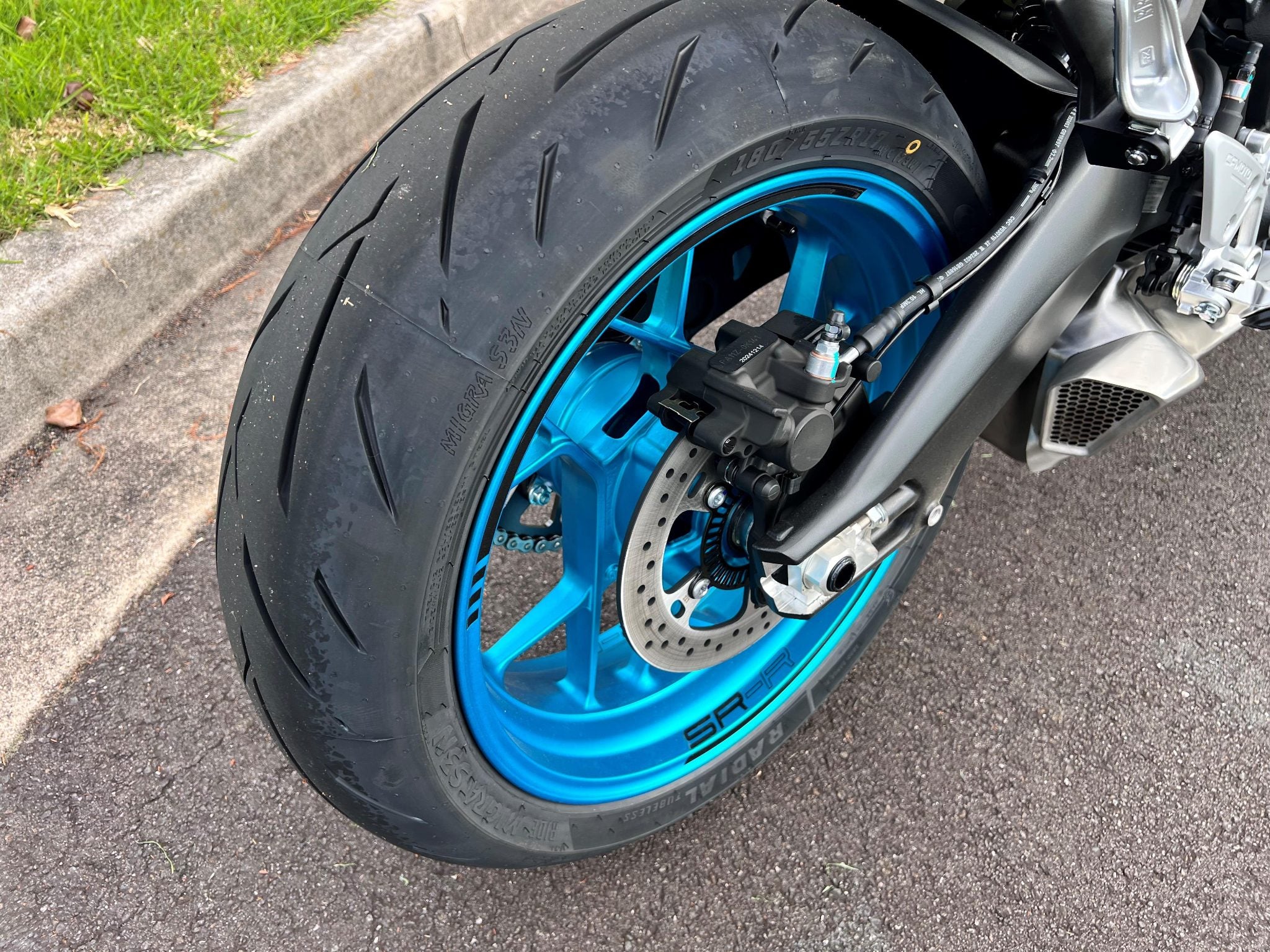 CFMOTO 675 SRR 2025 - NEBULA WHITE