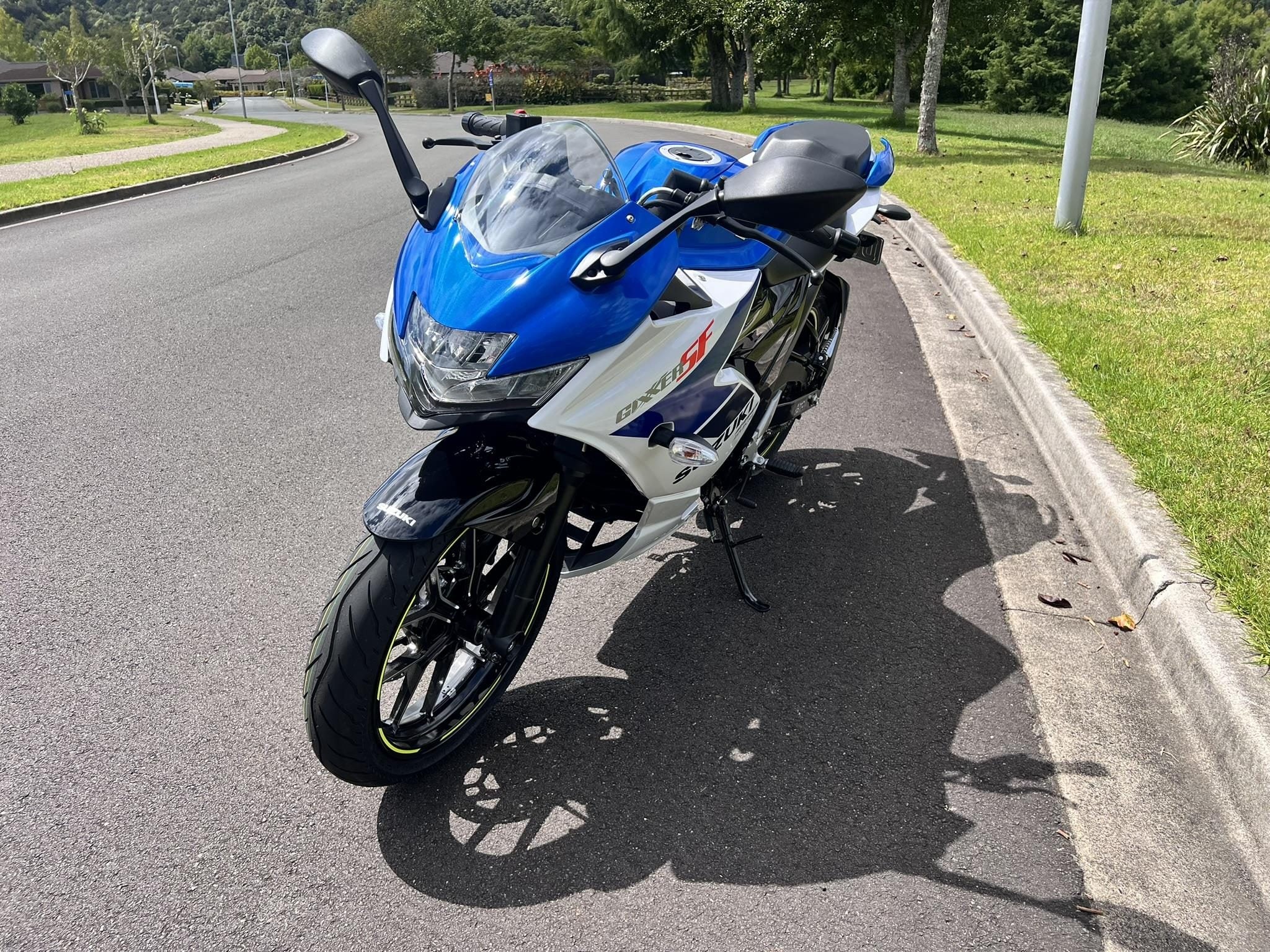 SUZUKI GIXXER 250 – SUZUKIFEST DEAL SAVE $500 – NOW $4,999 RIDE AWAY (WAS $5,499)