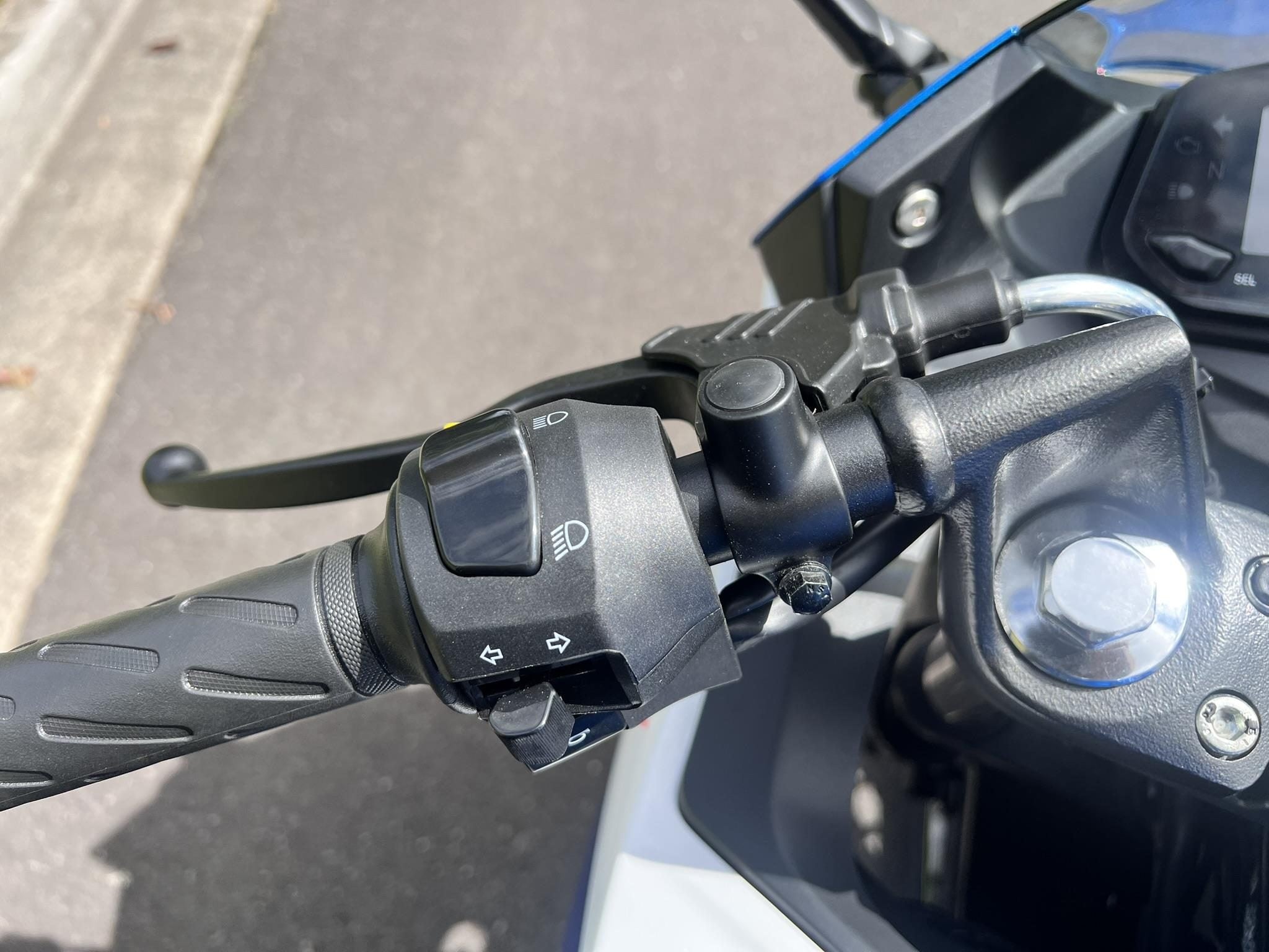 SUZUKI GIXXER 250 – SUZUKIFEST DEAL SAVE $500 – NOW $4,999 RIDE AWAY (WAS $5,499)