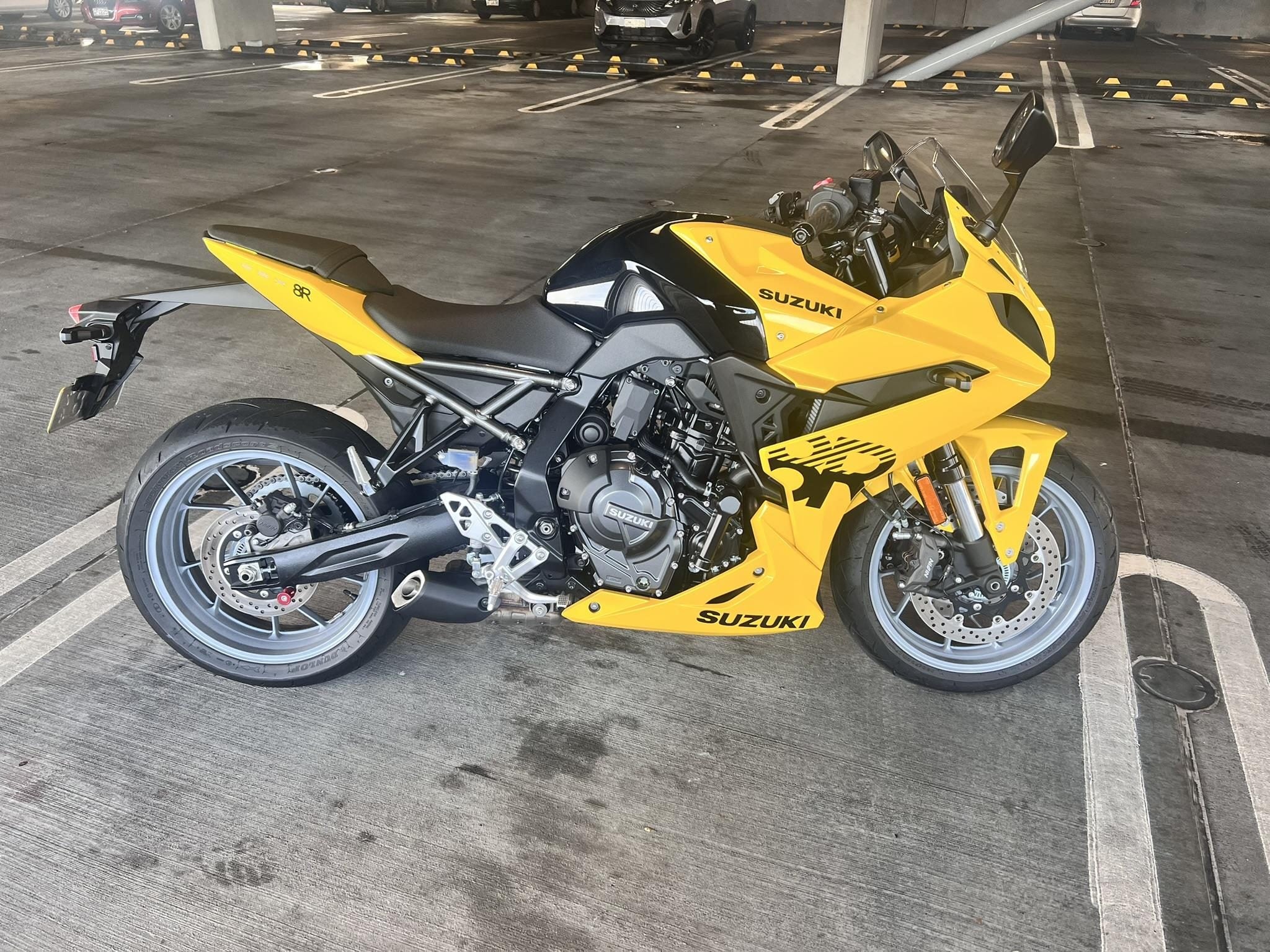 SUZUKI GSX8R 2026