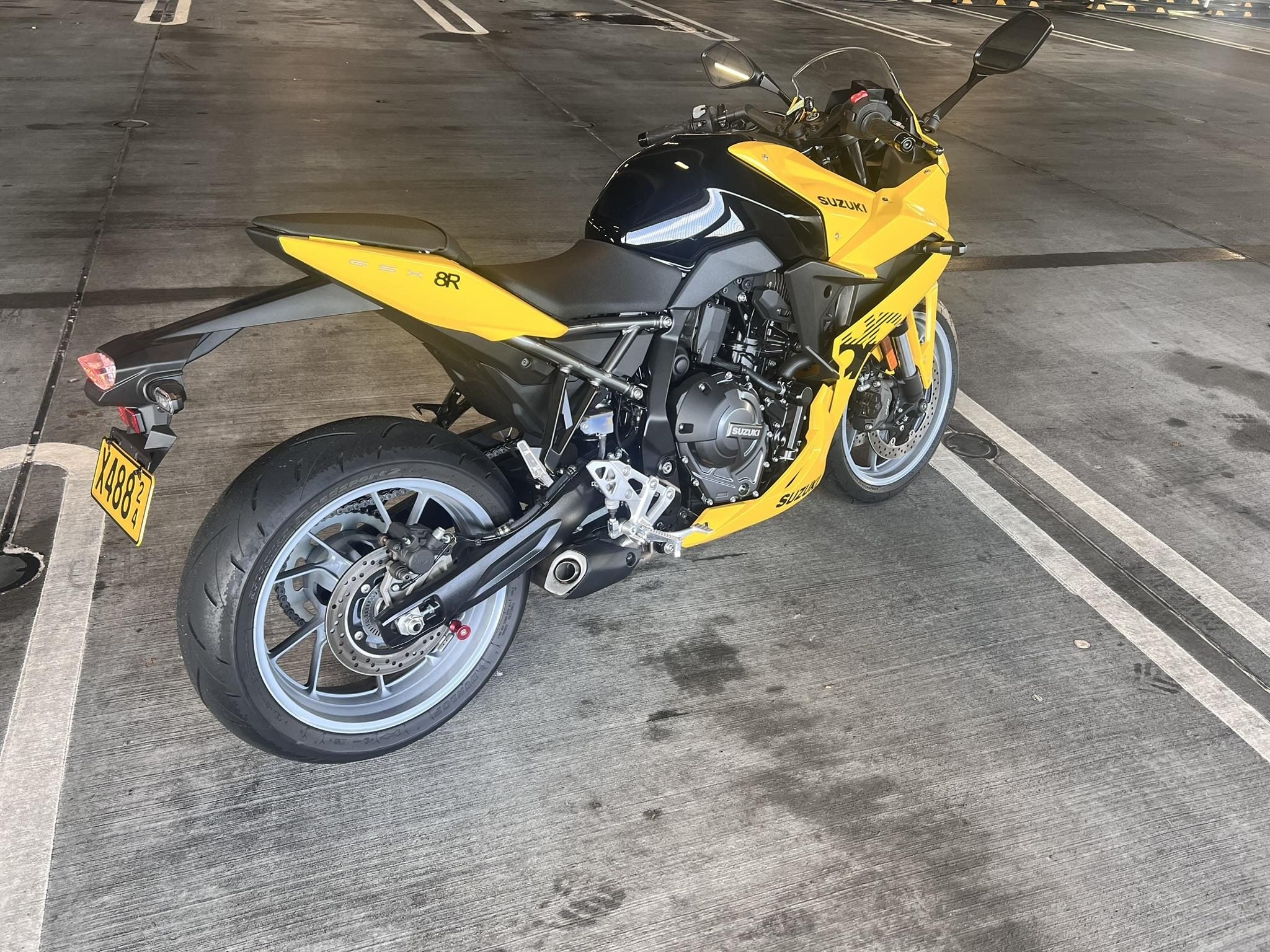SUZUKI GSX8R 2026