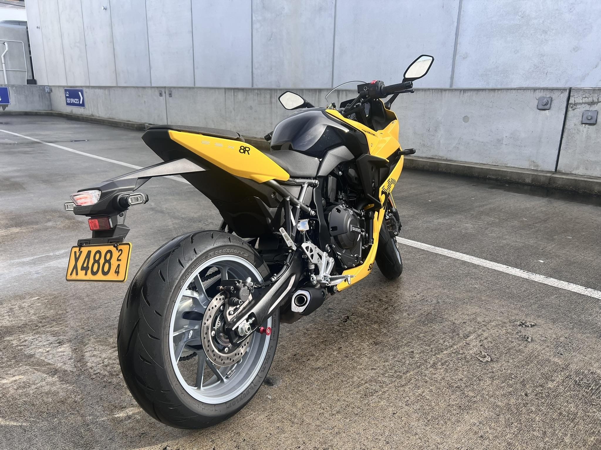 SUZUKI GSX8R 2026