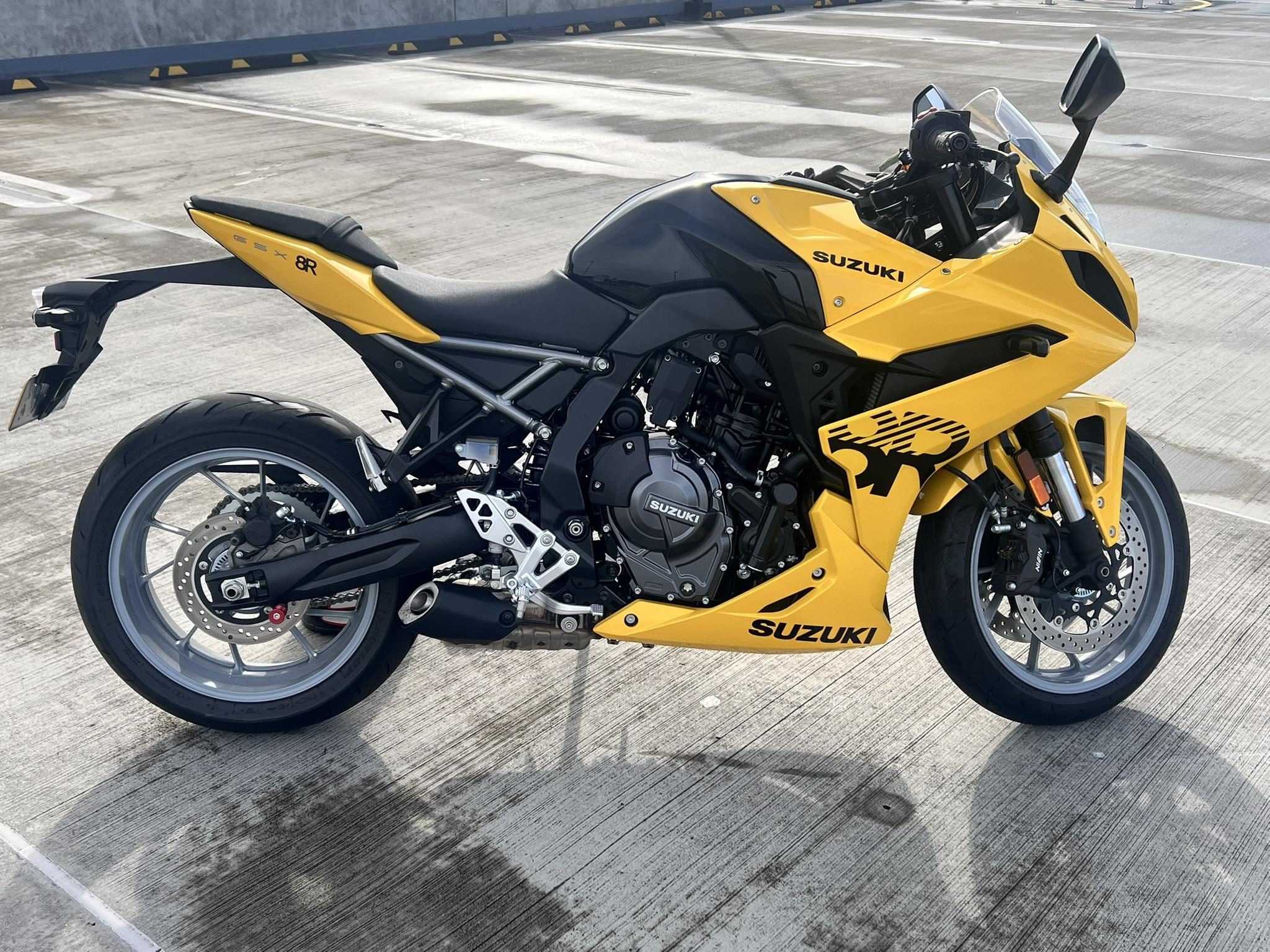 SUZUKI GSX8R 2026