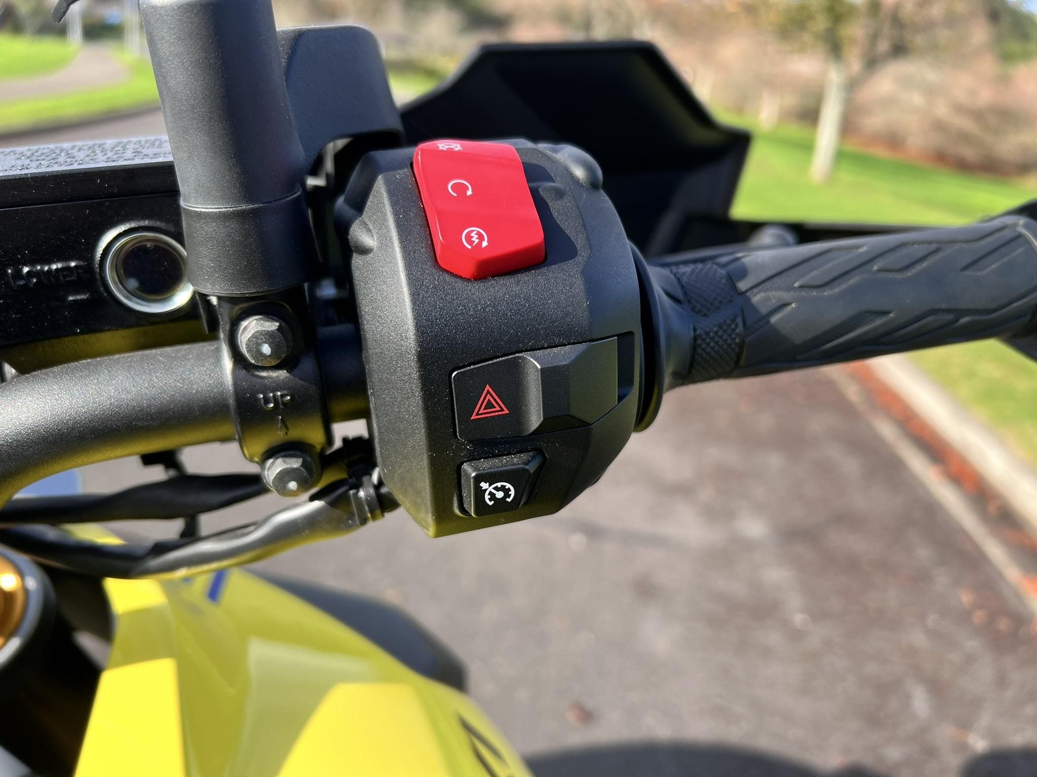 2023 Suzuki DL1050 VSTROM 1 ONLY - WON'T BE REPEATED! SAVE $7000!!