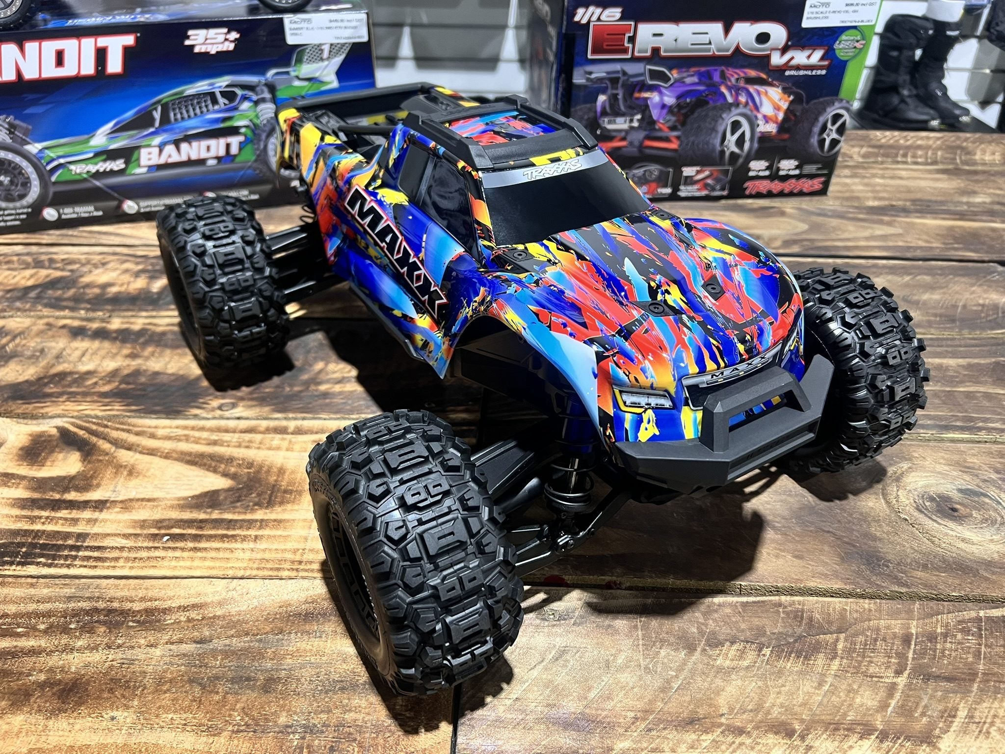 Traxxas Maxx® 1/10 Scale 4WD Monster Truck (Model 89086-4)
