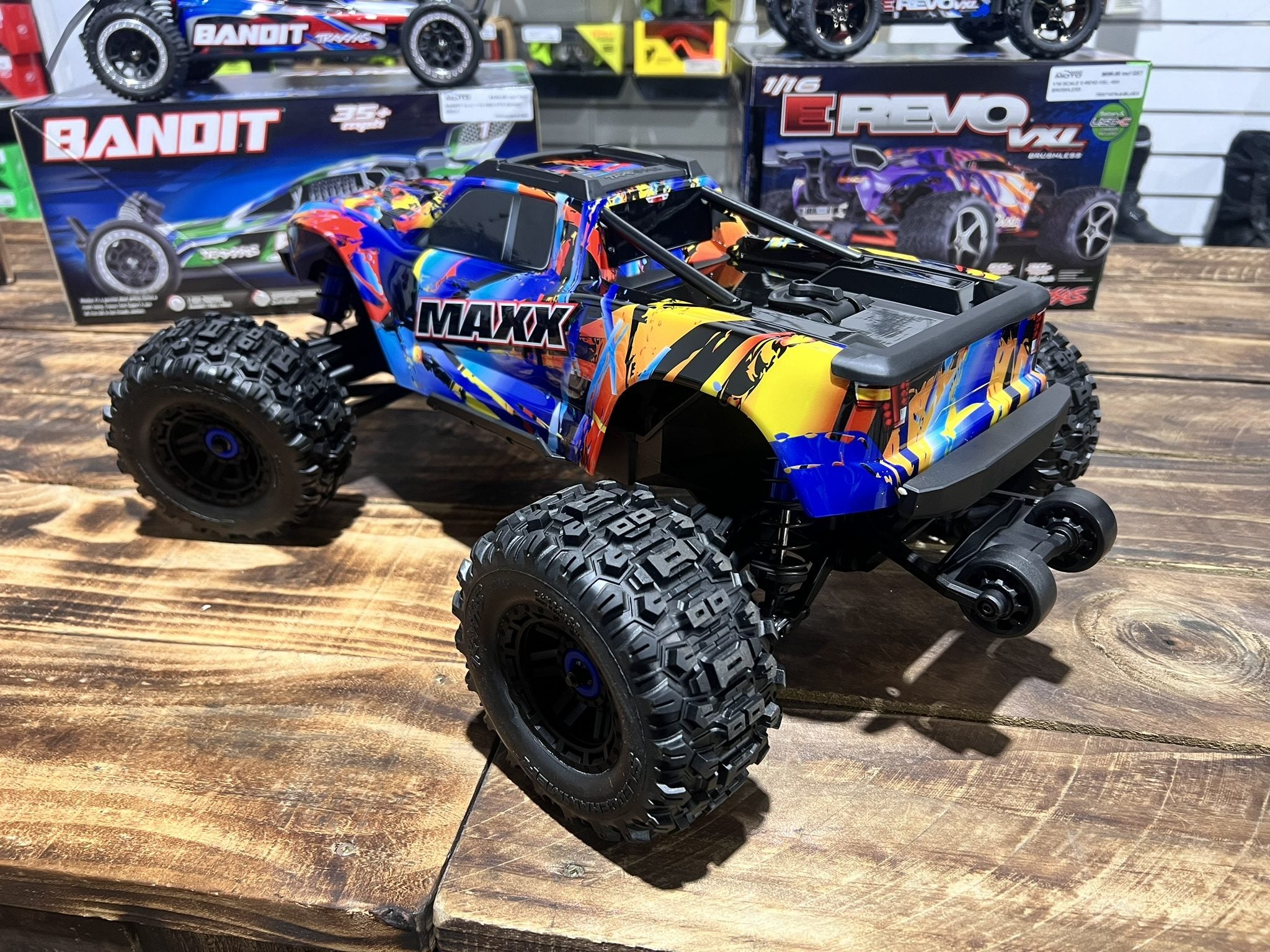 Traxxas Maxx® 1/10 Scale 4WD Monster Truck (Model 89086-4)
