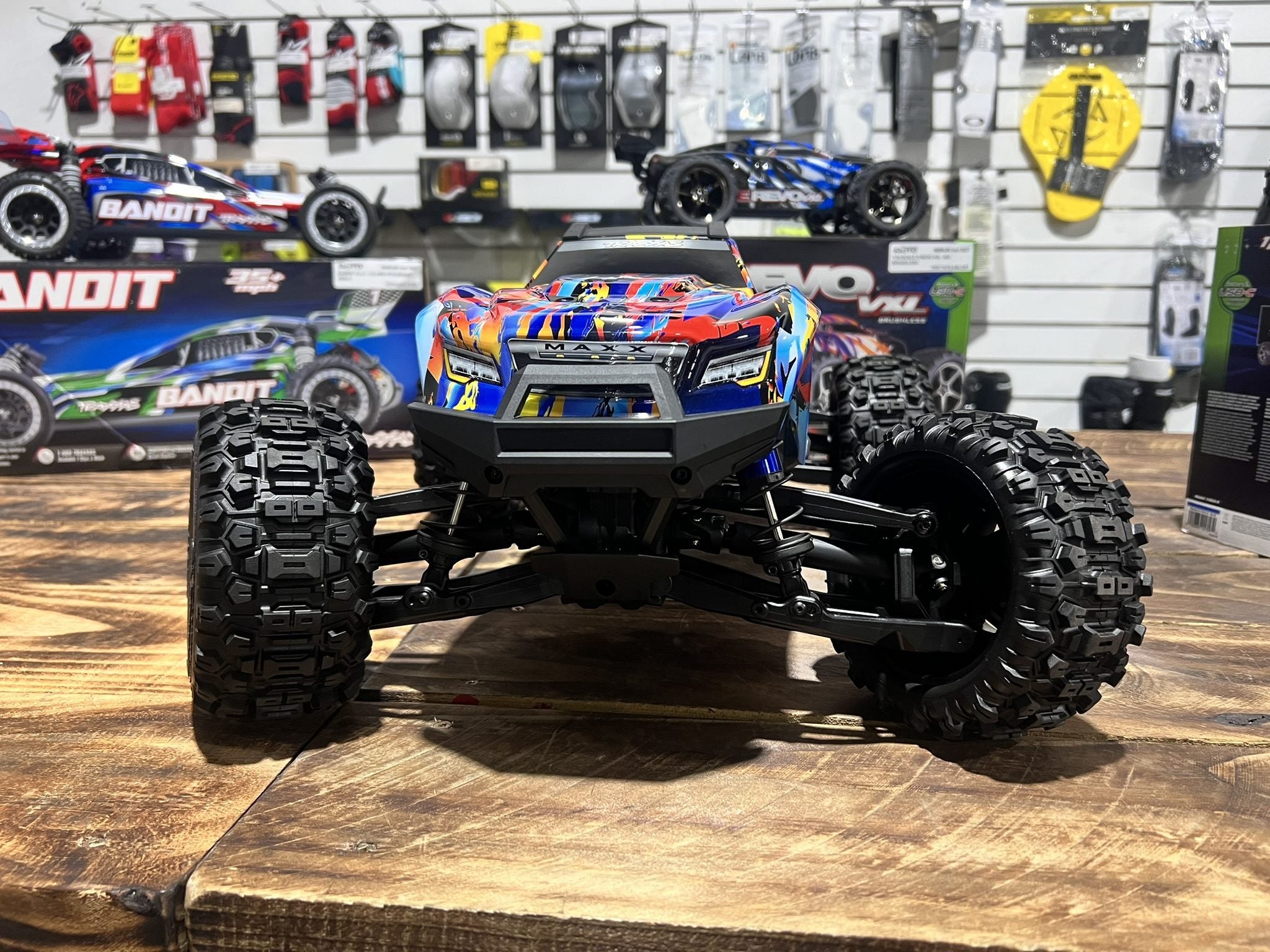Traxxas Maxx® 1/10 Scale 4WD Monster Truck (Model 89086-4)