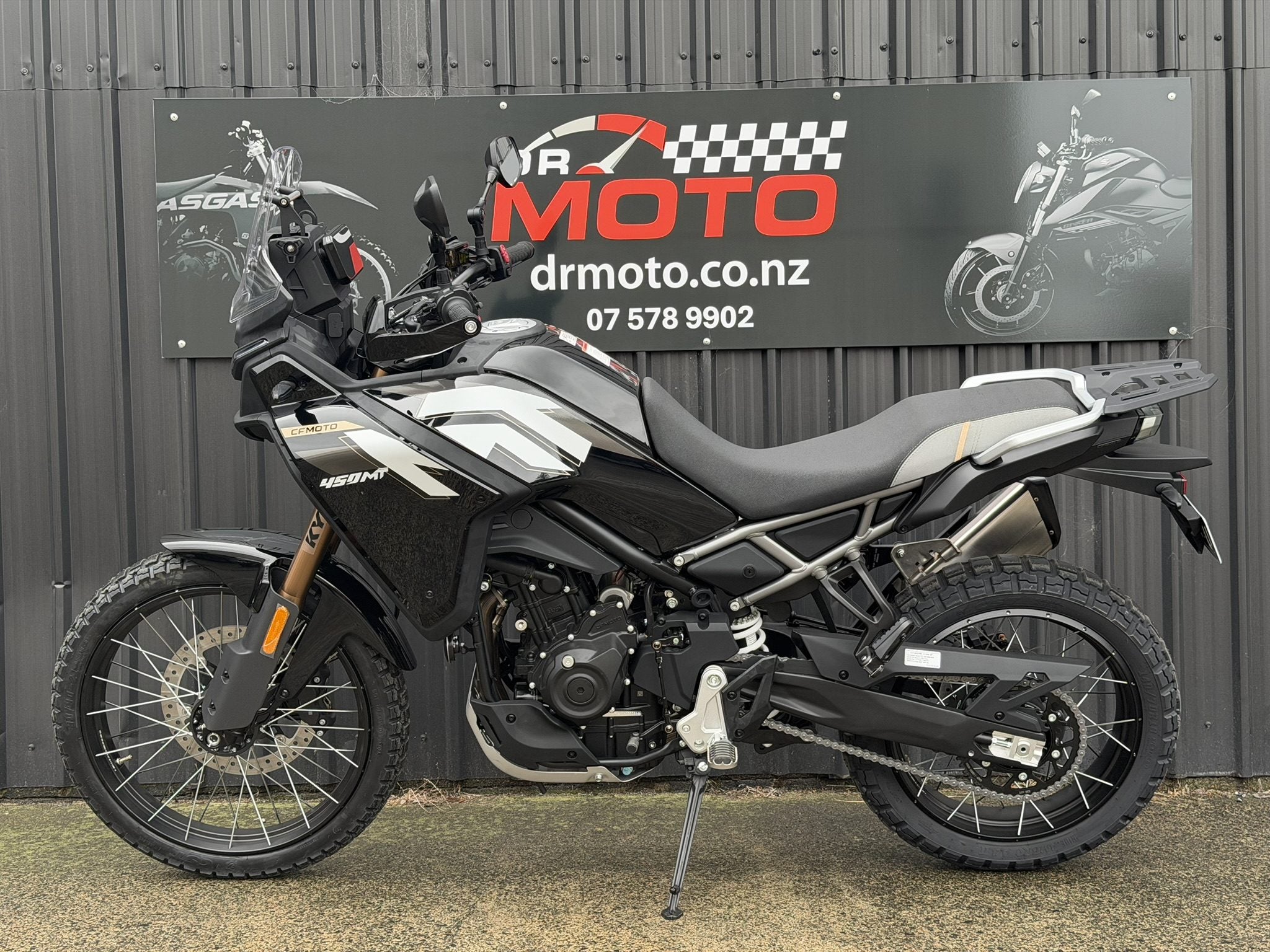 CFMOTO 450 MT