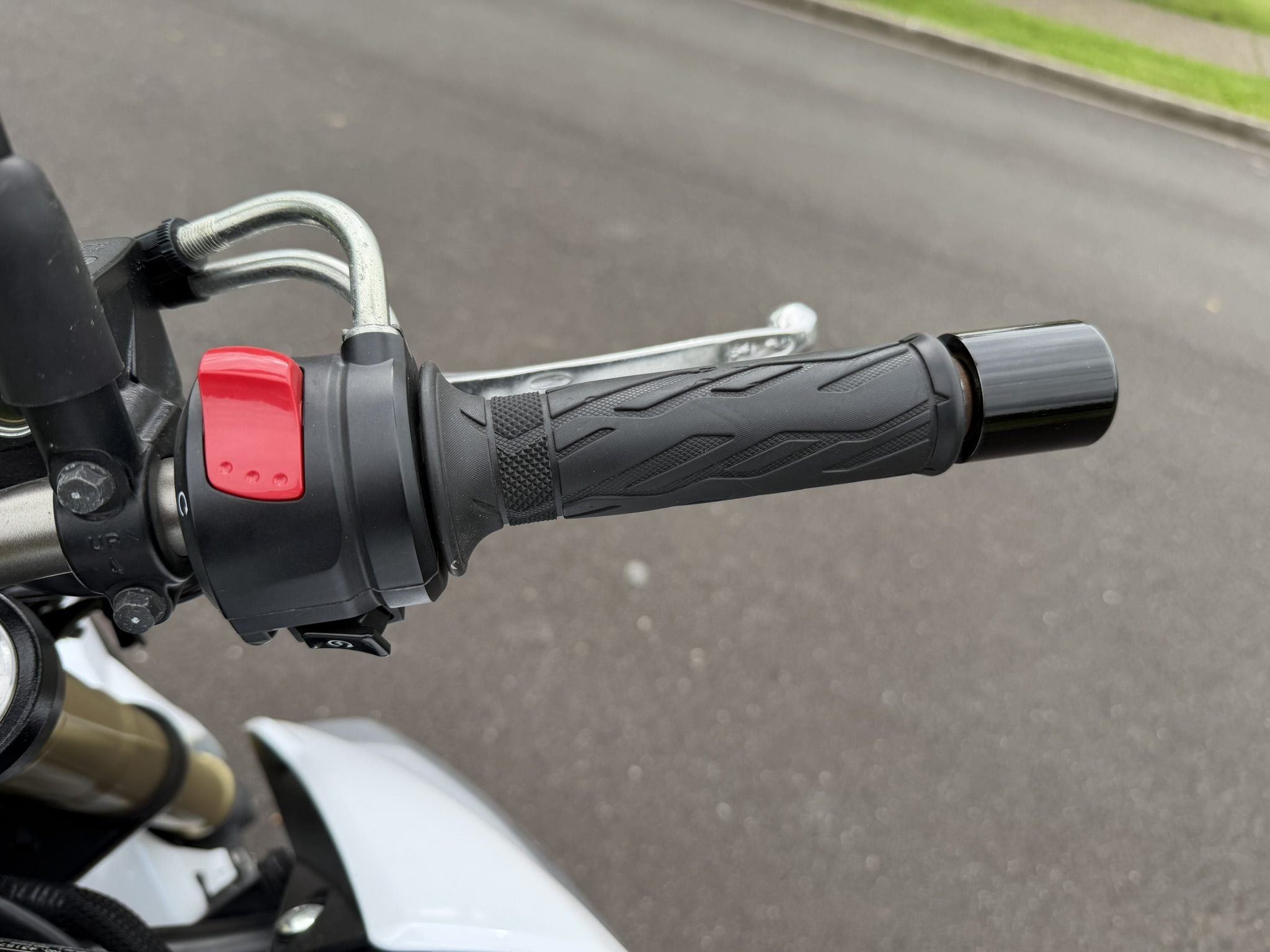 Suzuki GSR750 2015