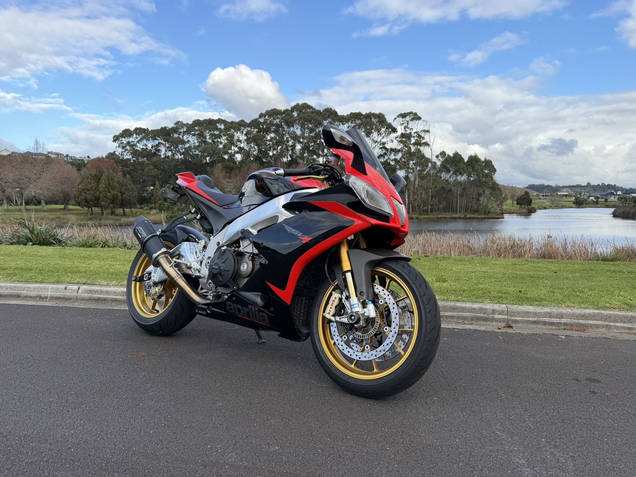 Aprilia RSV4 1000 2014