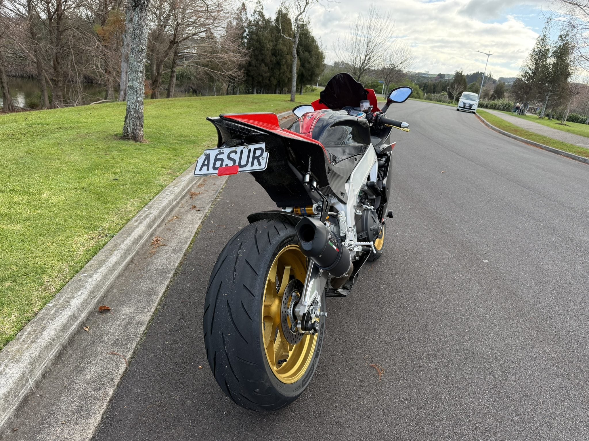 Aprilia RSV4 1000 2014