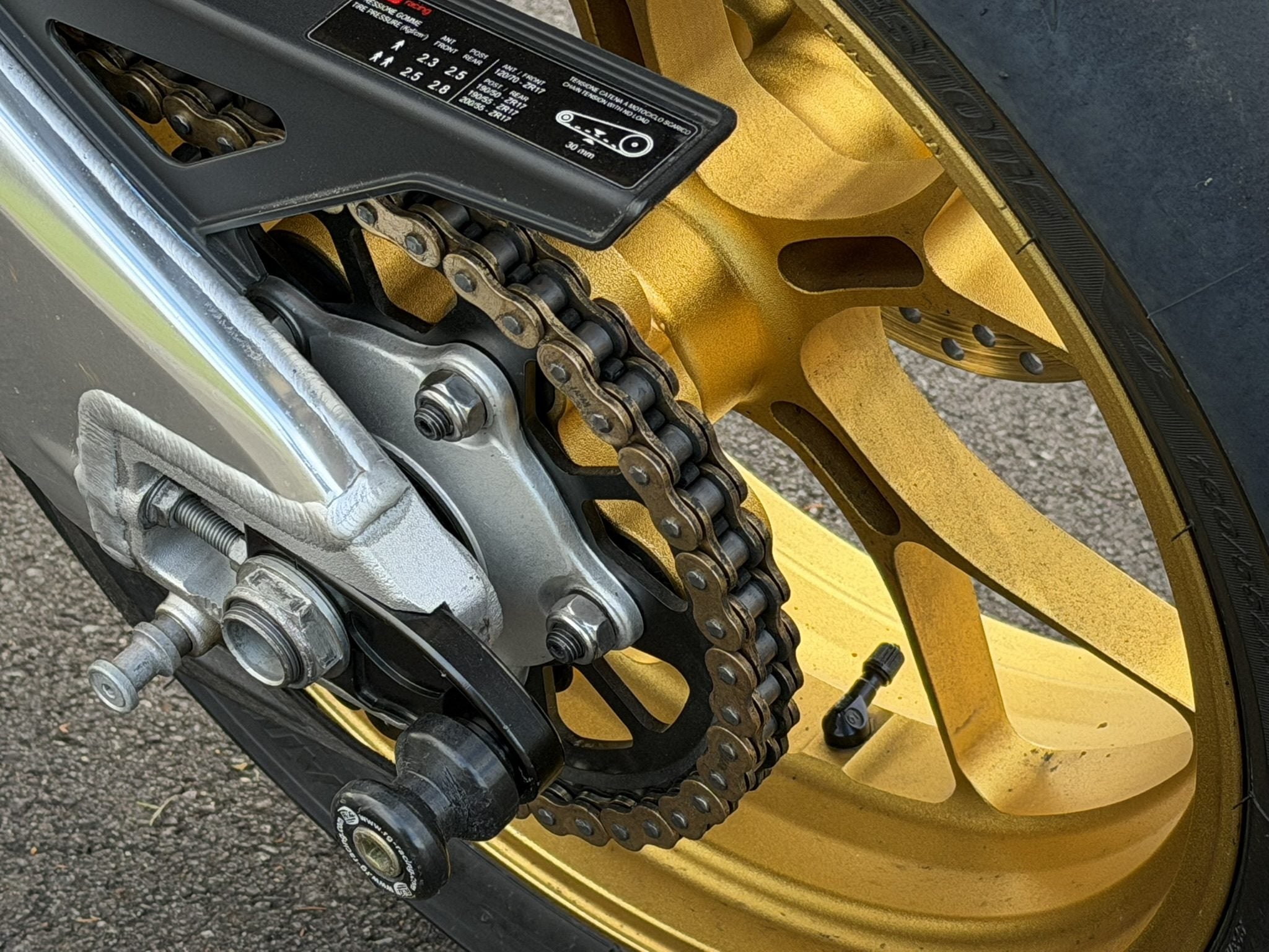 Aprilia RSV4 1000 2014