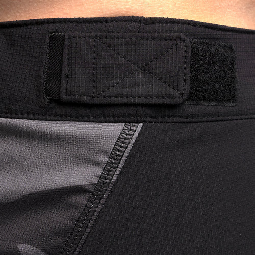 Youth Crossline 2 Shorts - Black/Camo
