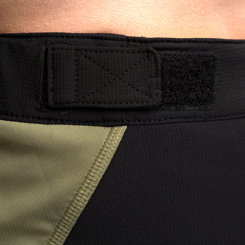 Crossline 2 Shorts - Dust Olive