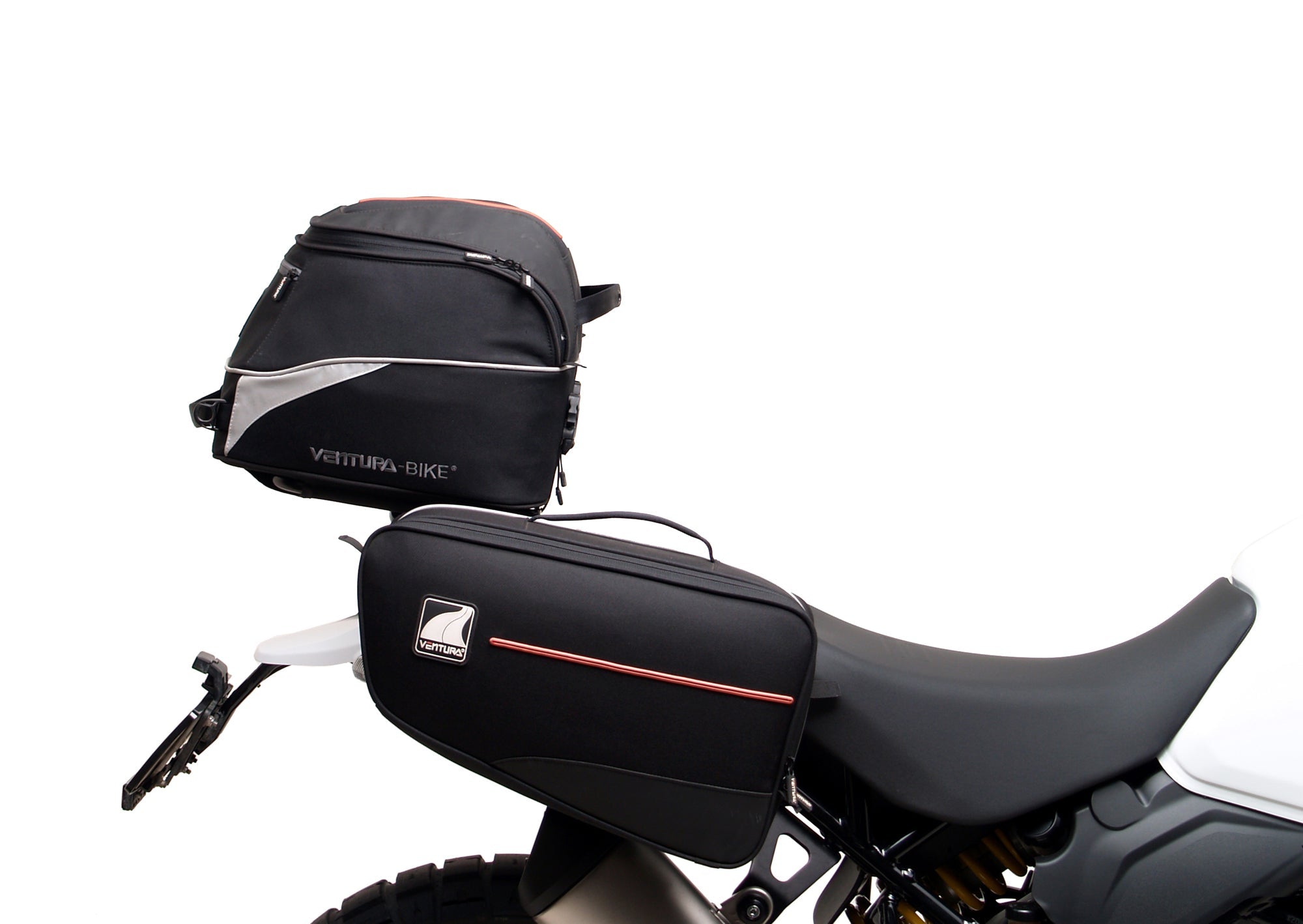 Ducati DesertX (22 - >)