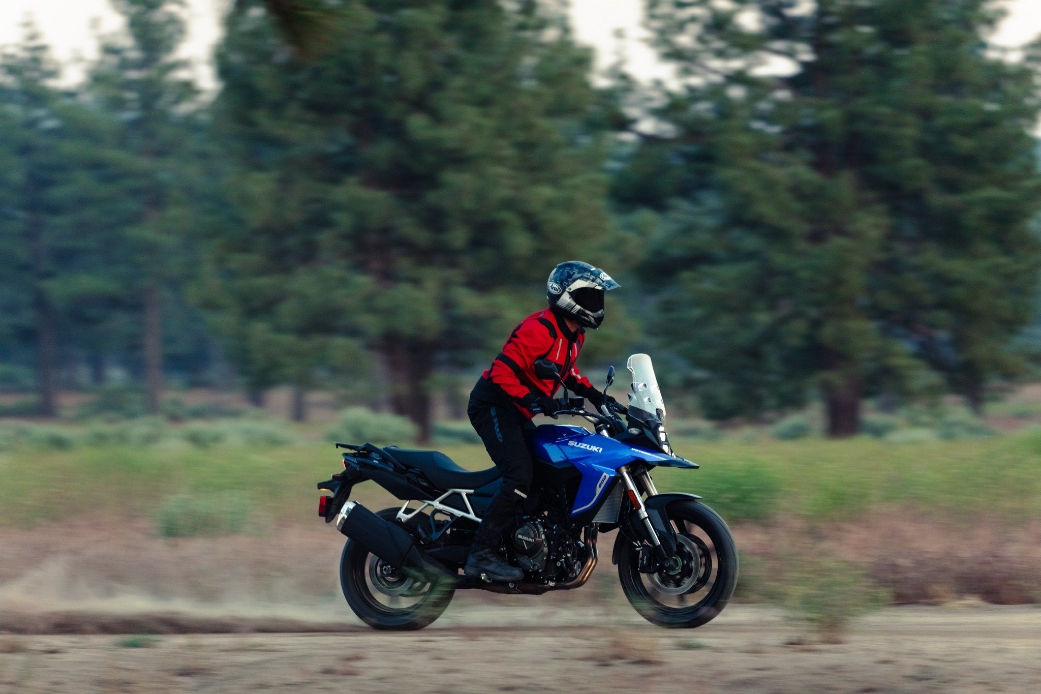 SUZUKI VSTROM 800RQ 2025 - FREE PANNIERS!