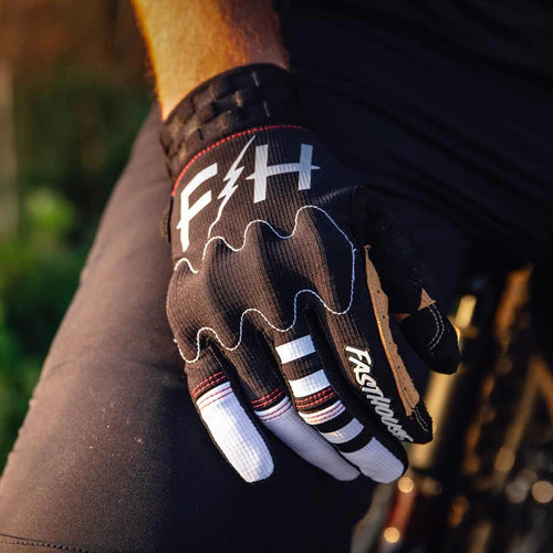 Speed Style Blaster Gloves - Black/White