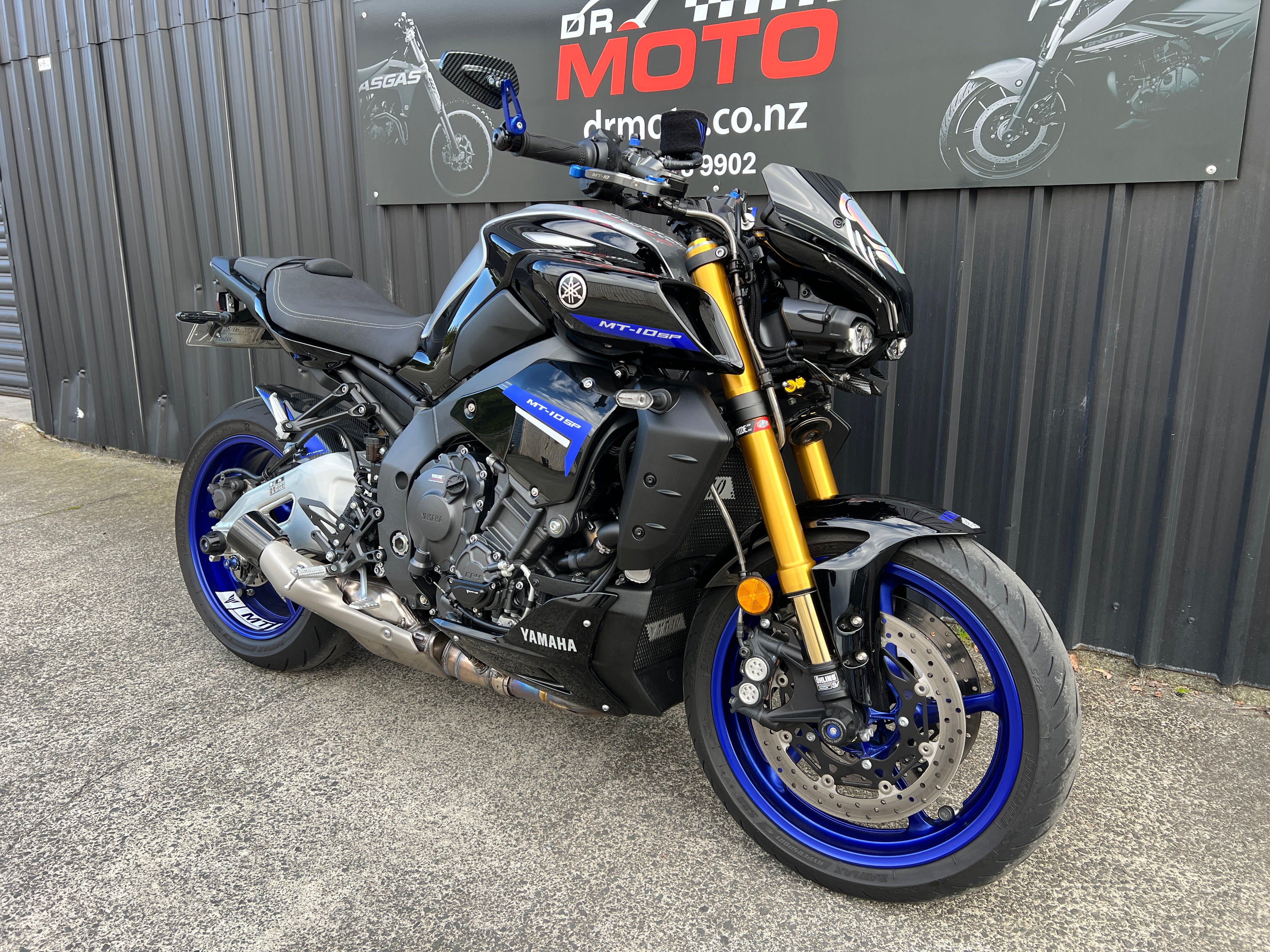 2025 Yamaha MT10 SP-R