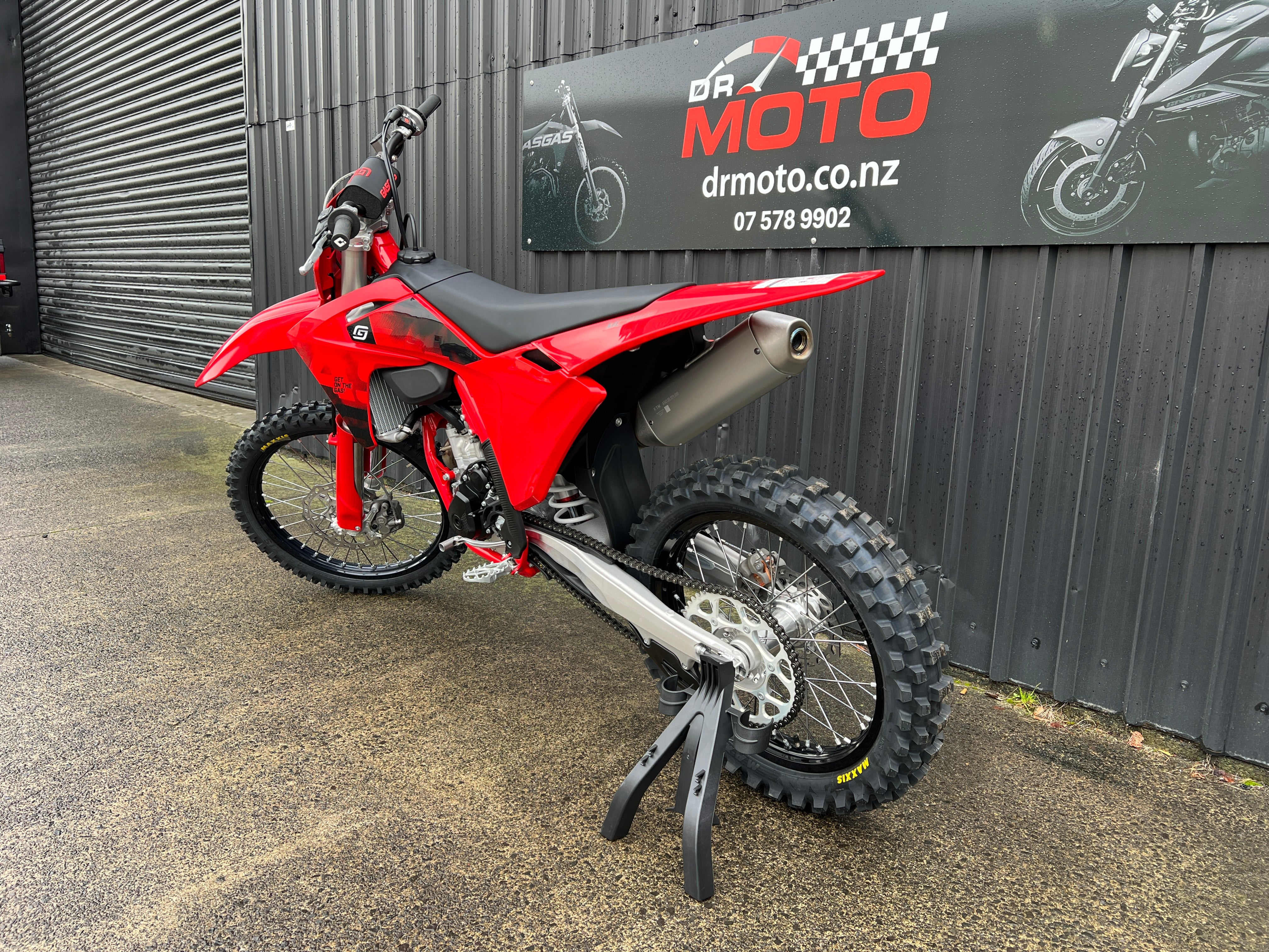 GASGAS MC250F 2026 - Runout Sale, Save $1200!
