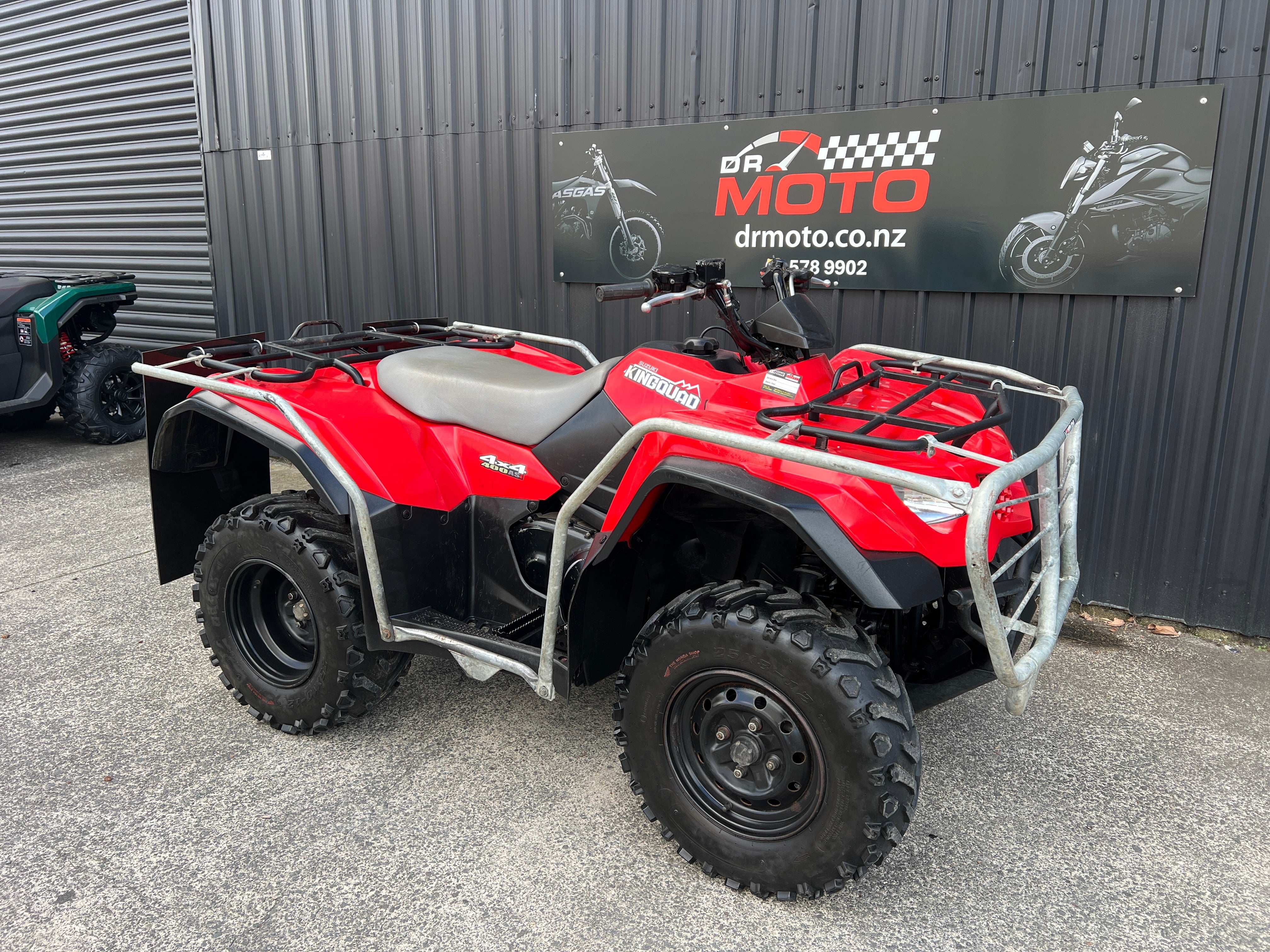 SUZUKI LTA400F 2012