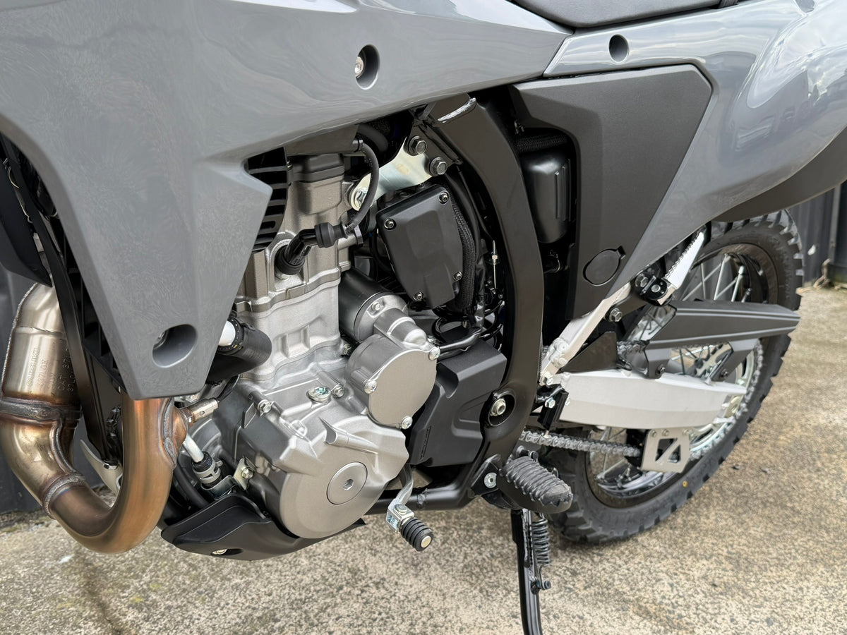 2026 Suzuki DRZ400 Adventure (DRZ4S) - SAVE $900!