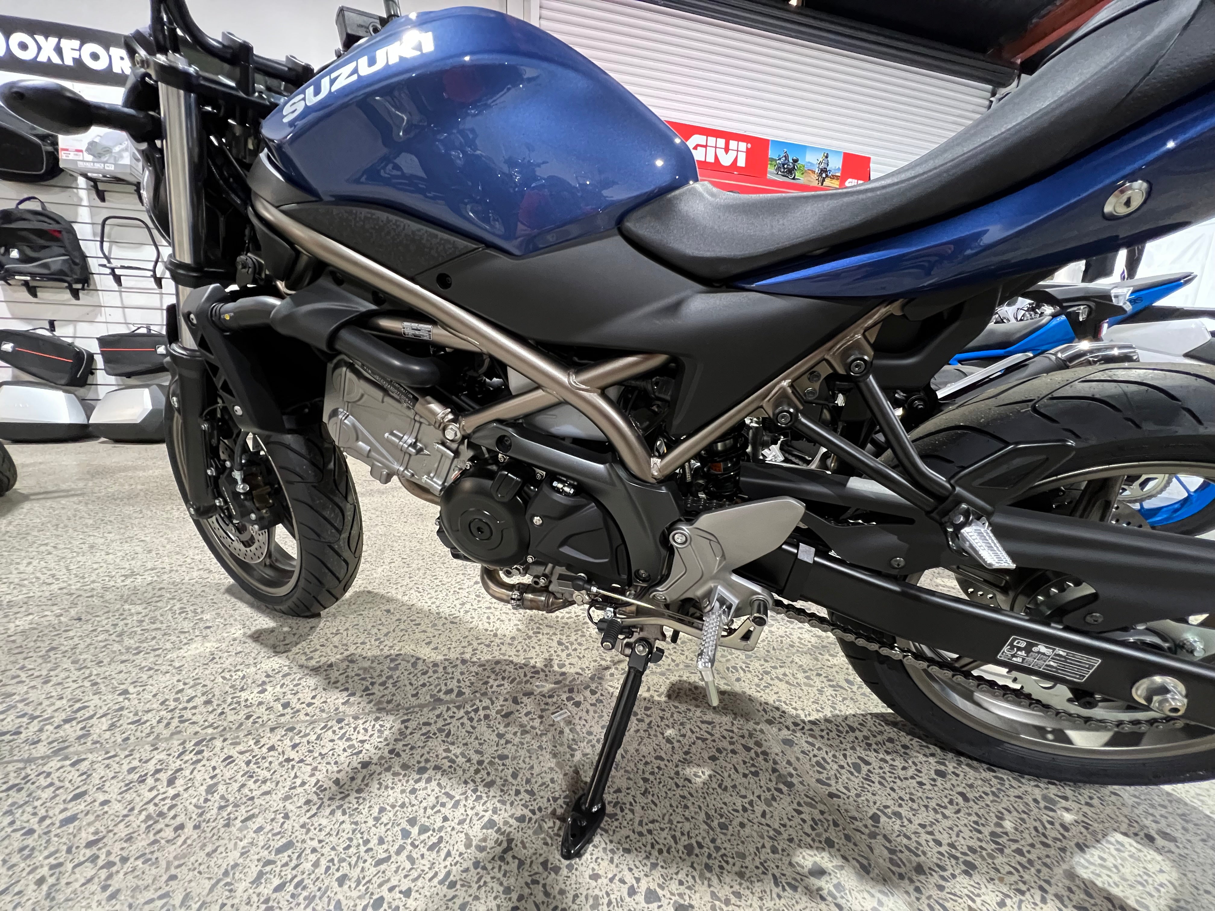 SUZUKI SV650AU LAMS 2025 - SUZUKIFEST SAVE $1000!