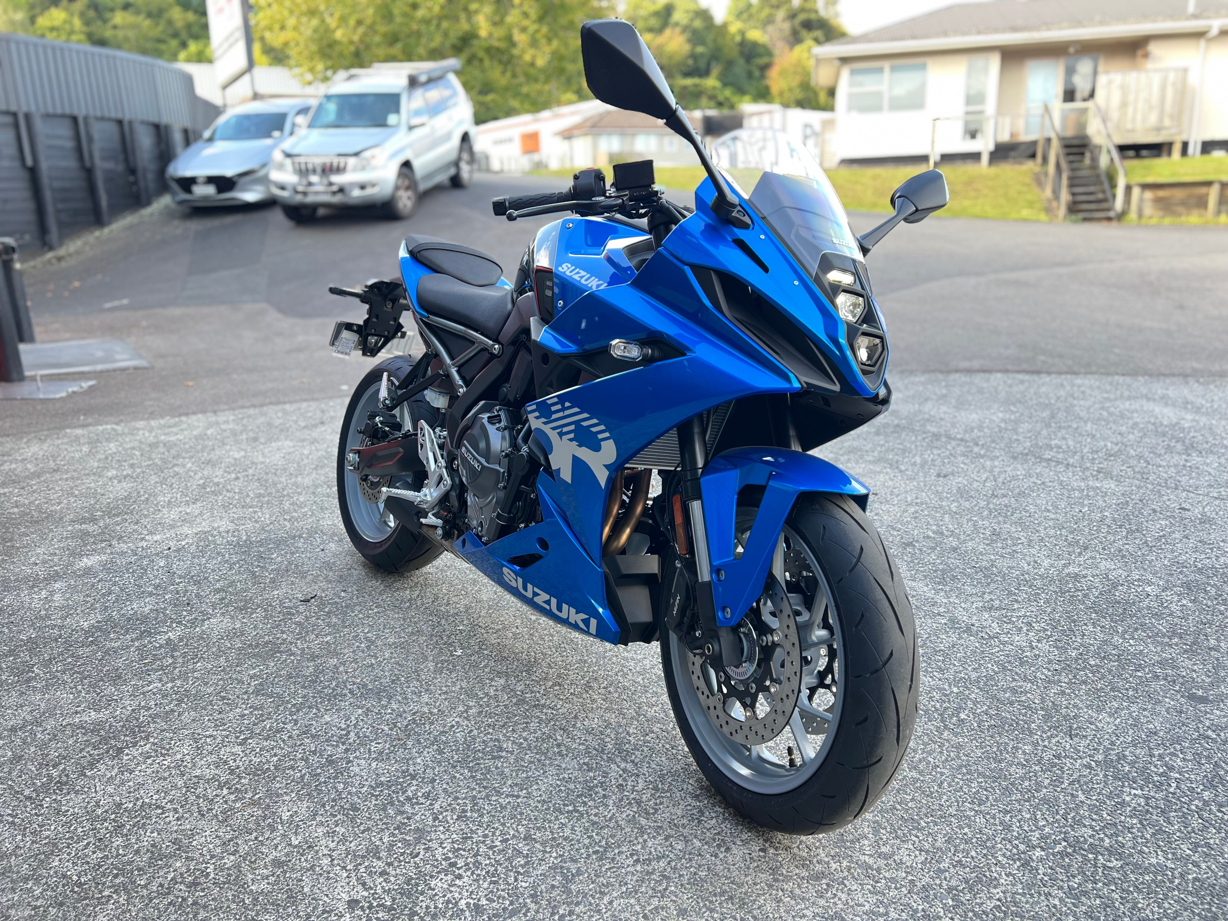SUZUKI GSX8R 2026