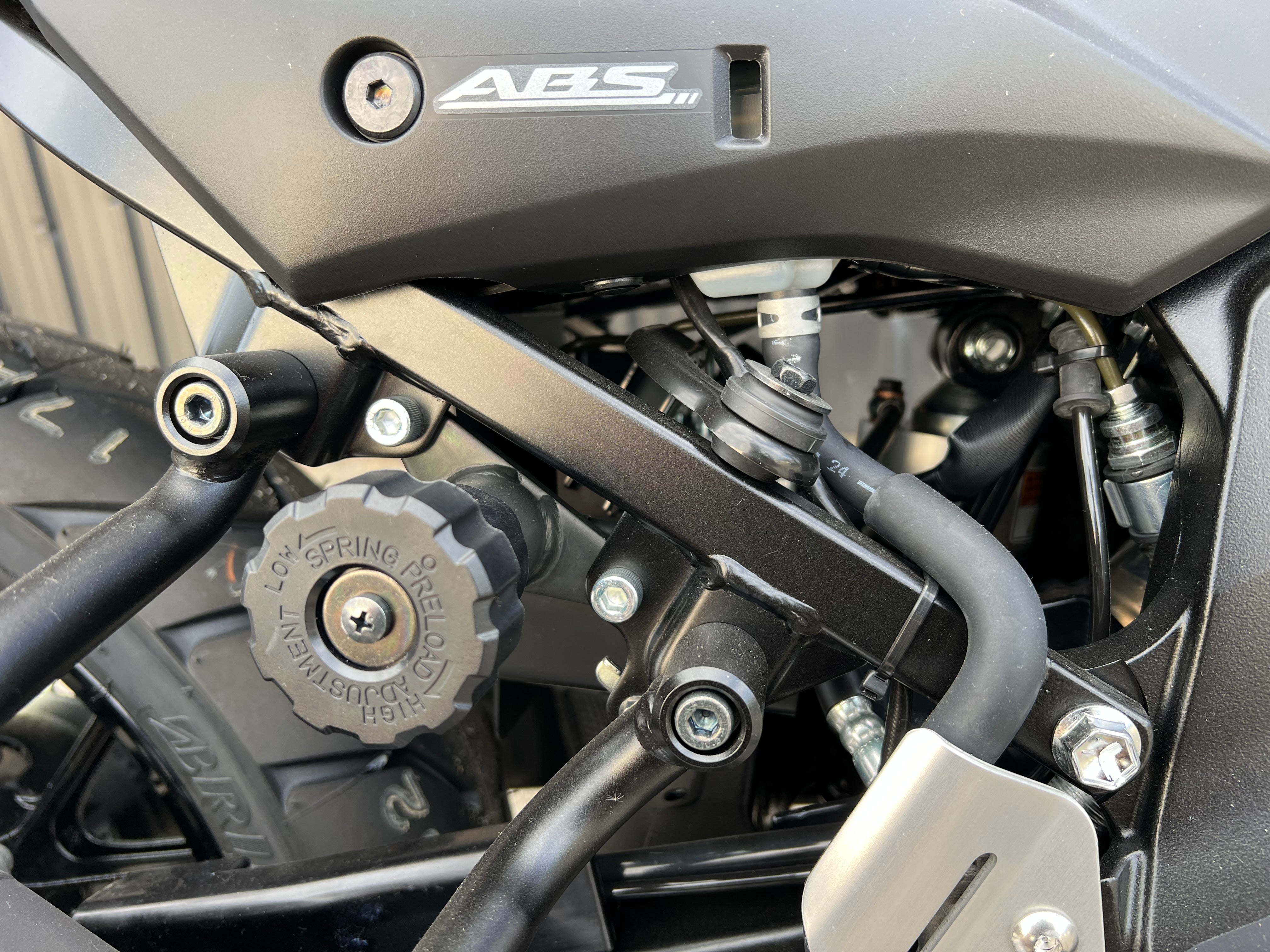 SUZUKI VSTROM 650A 2025 - SUZUKI FEST SAVE BIG!