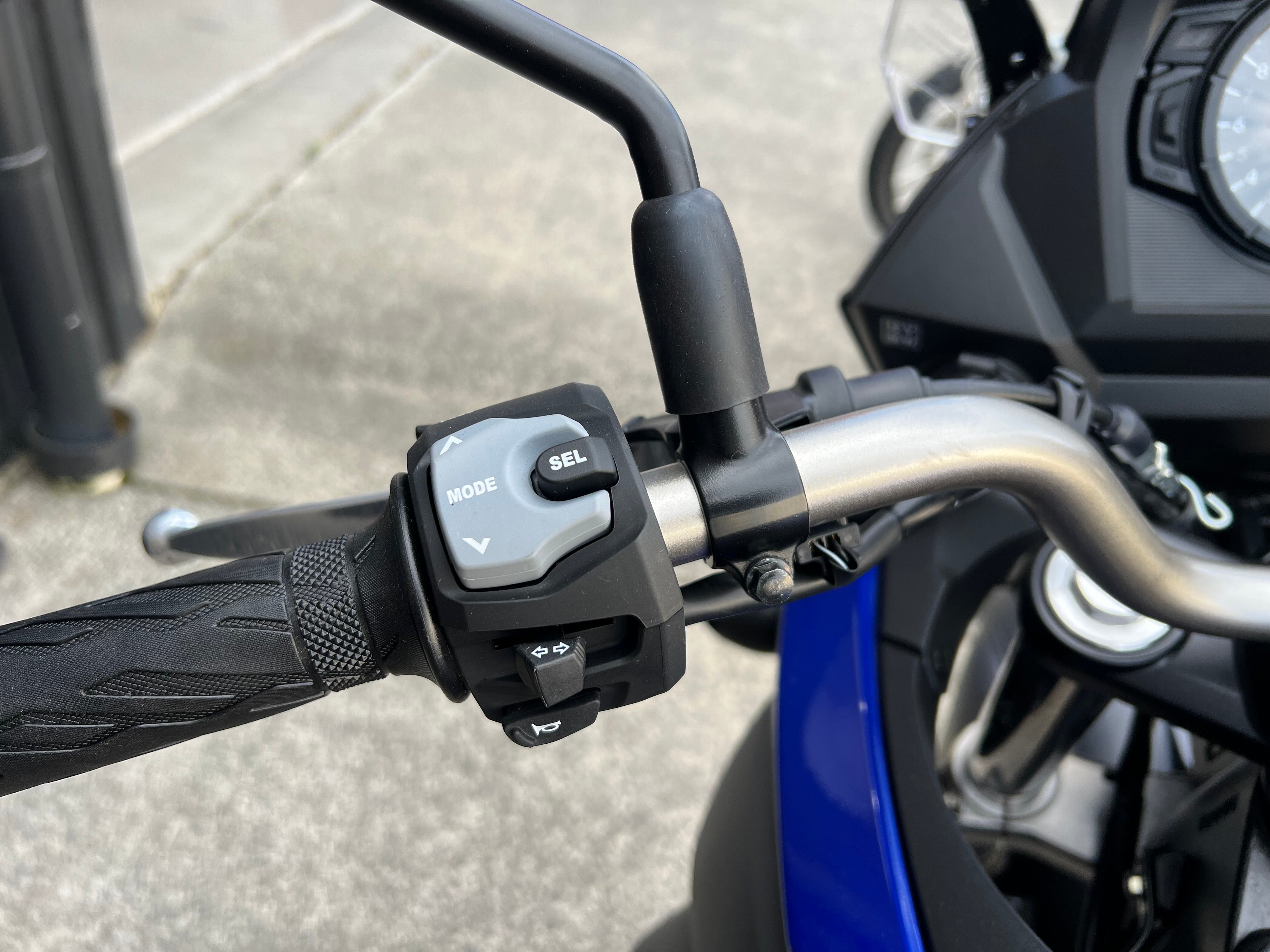 SUZUKI VSTROM 650A 2025 - SUZUKI FEST SAVE BIG!