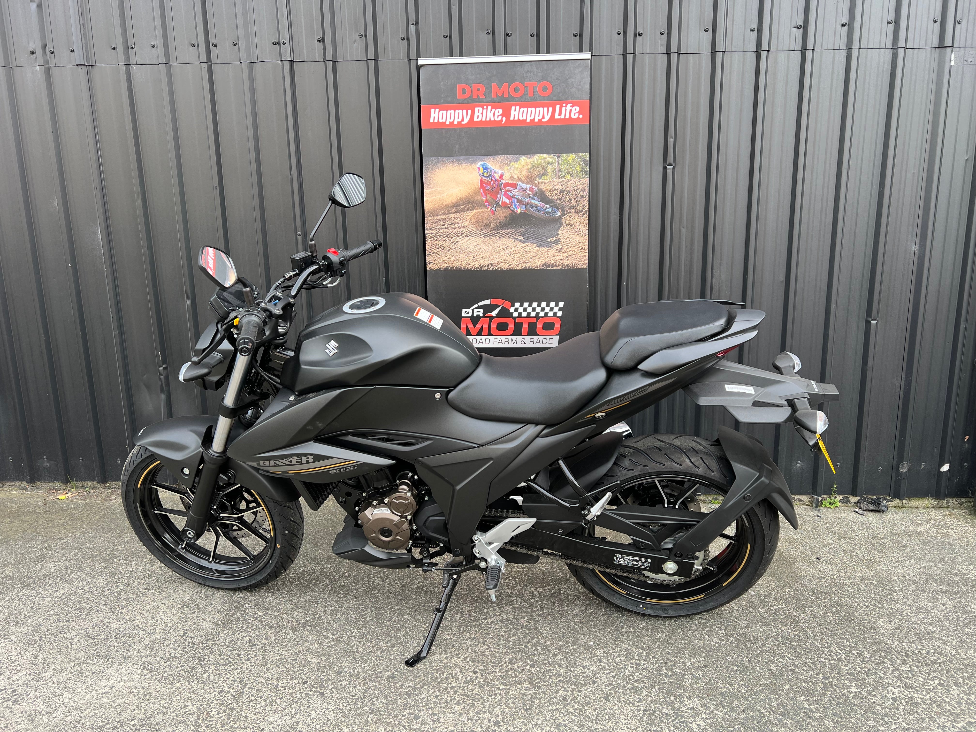 SUZUKI GSX250R 2025 LAMS NAKED BIKE