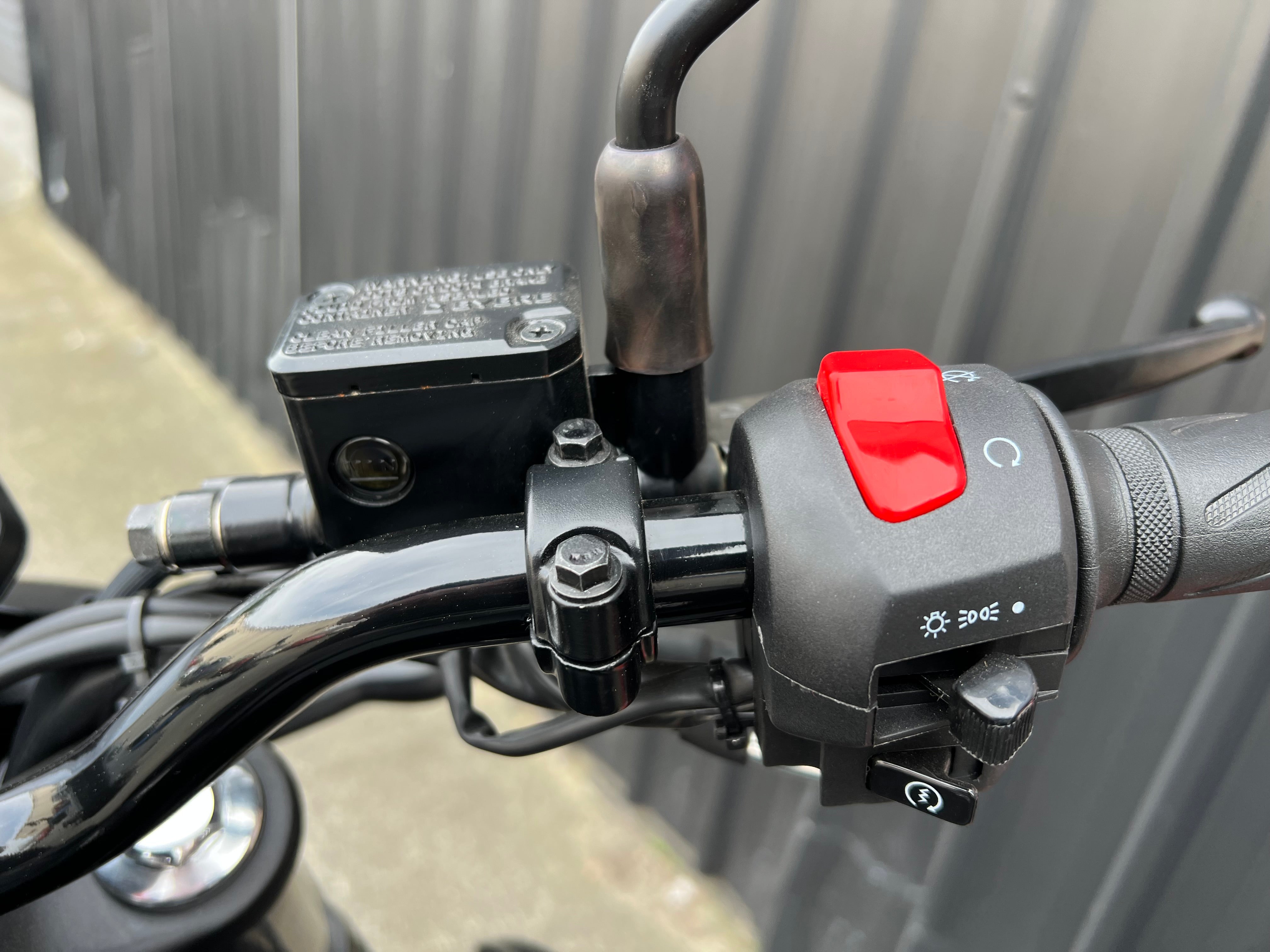 SUZUKI GSX250R 2025 LAMS NAKED BIKE