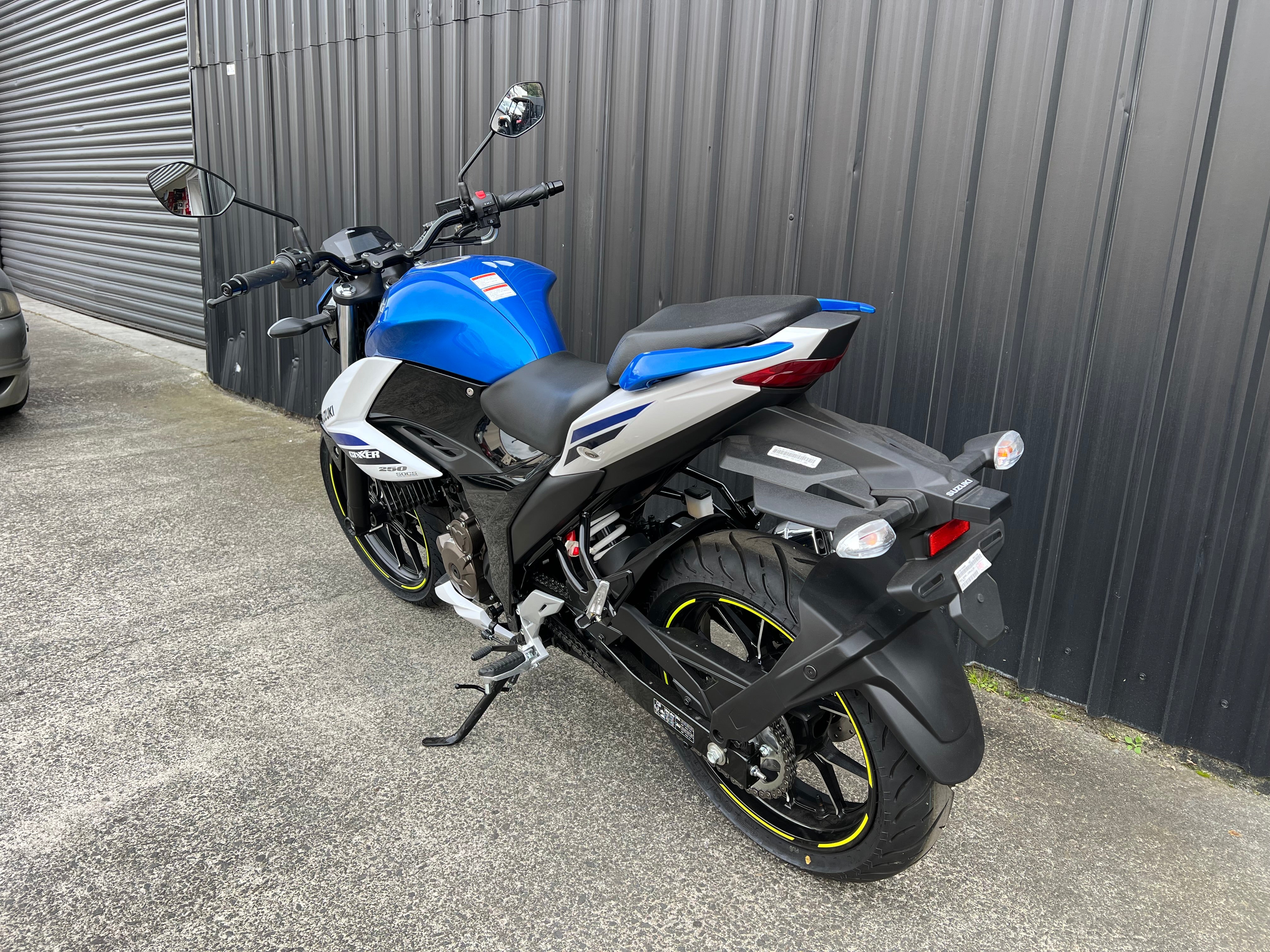 SUZUKI GSX250R 2025 LAMS NAKED BIKE