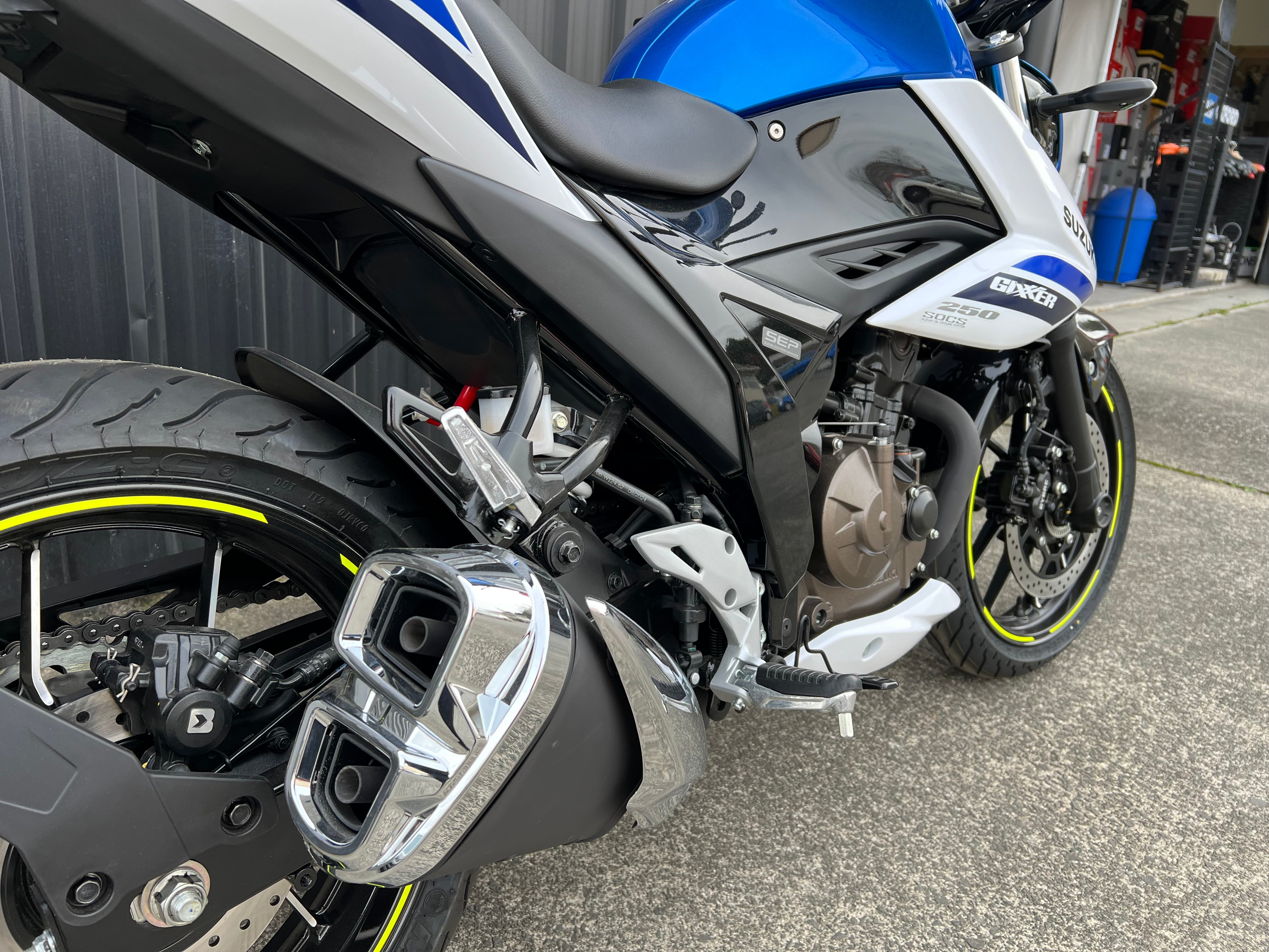 SUZUKI GSX250R 2025 LAMS NAKED BIKE