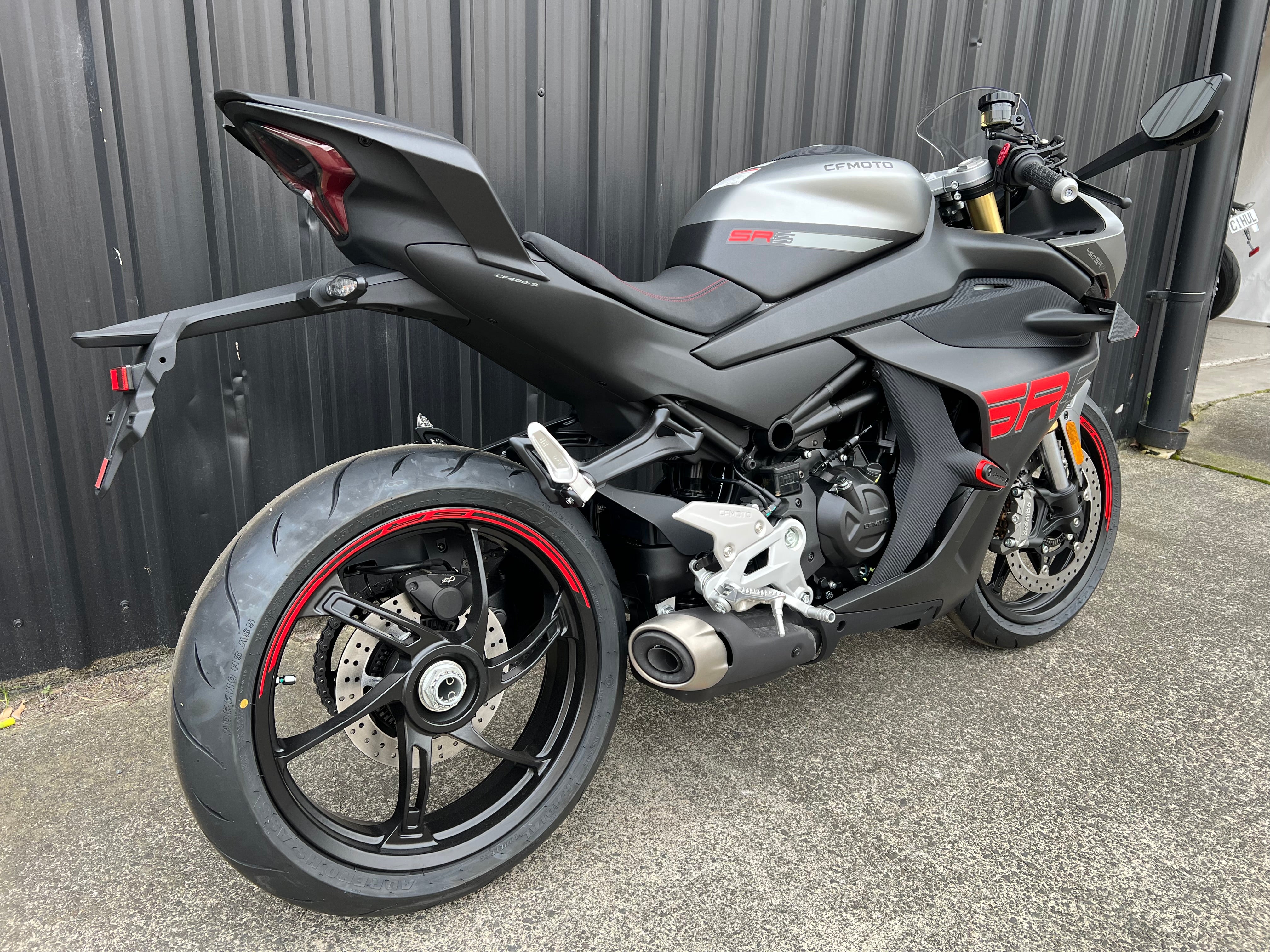 CFMOTO 450SRS 2025 JET BLACK