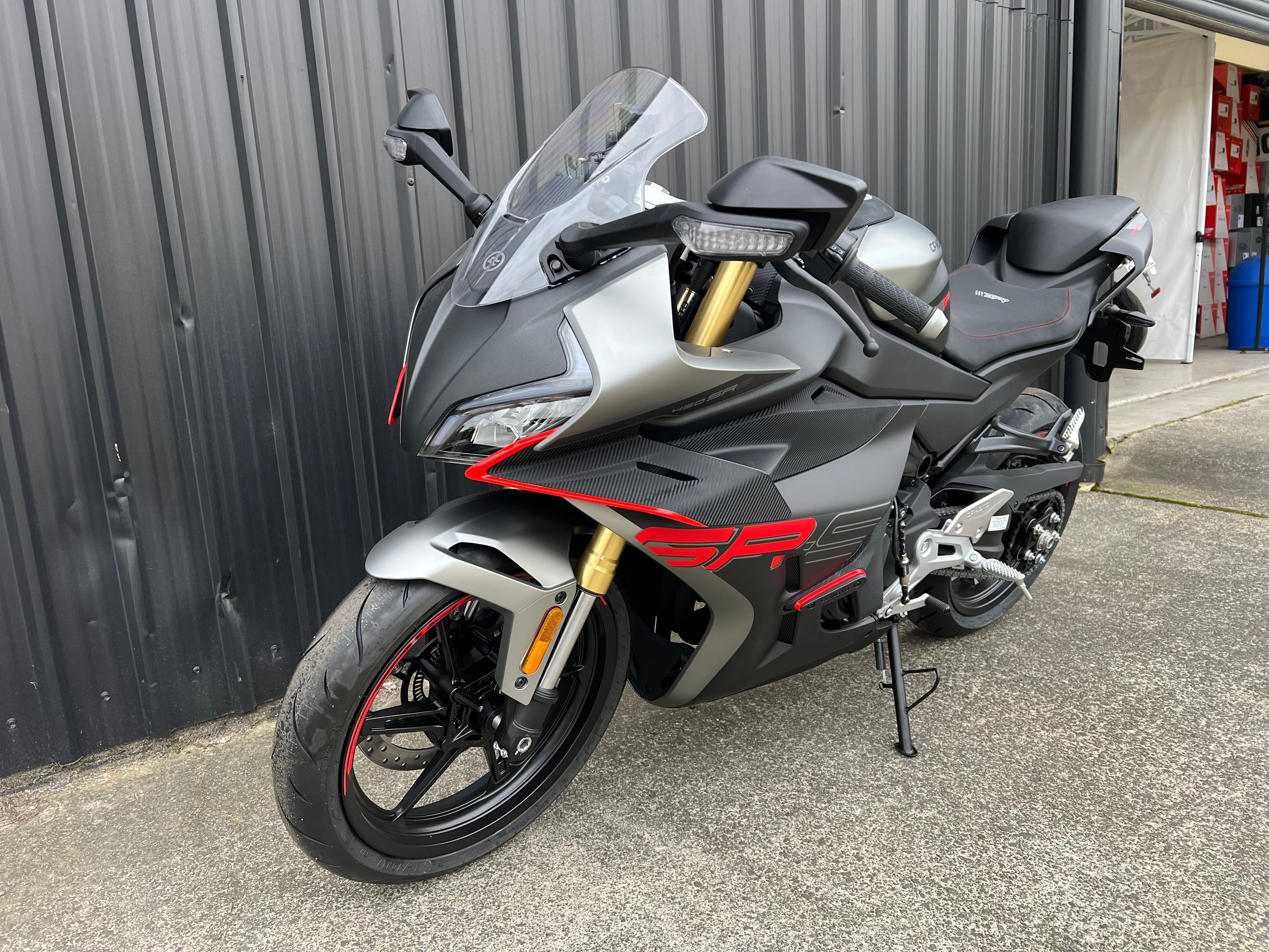 CFMOTO 450SRS 2025 JET BLACK