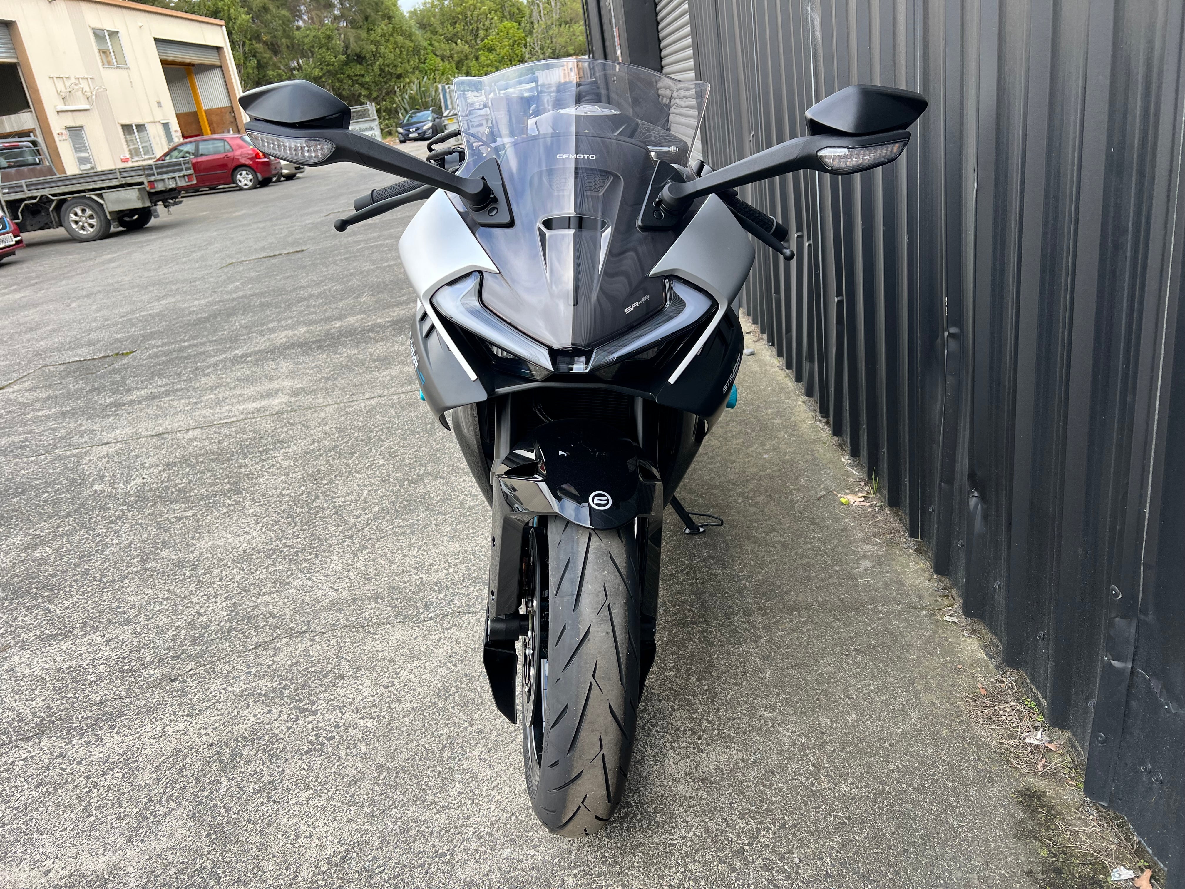 CFMOTO 675 SRR 2025 - NEBULA BLACK