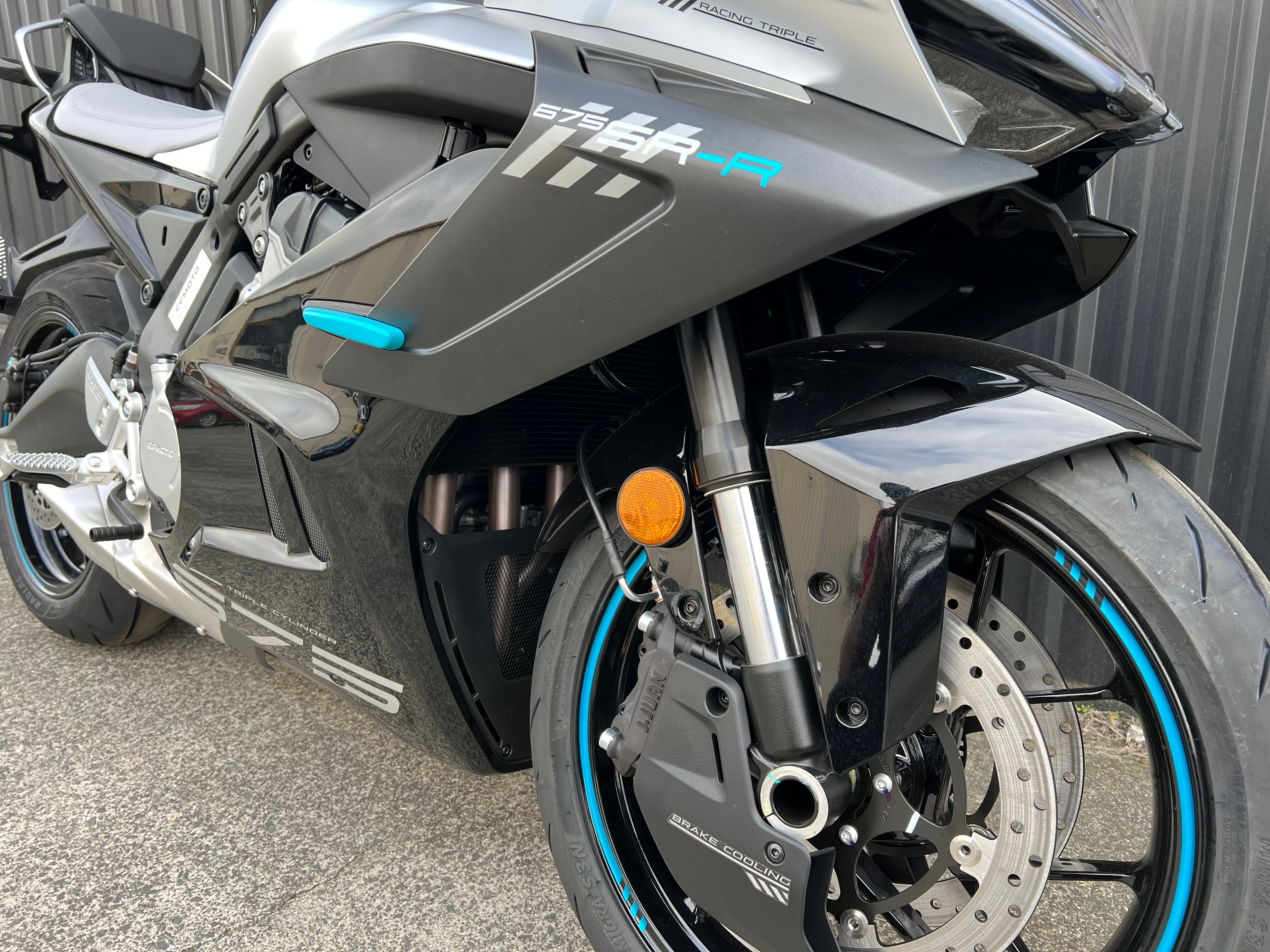 CFMOTO 675 SRR 2025 - NEBULA BLACK