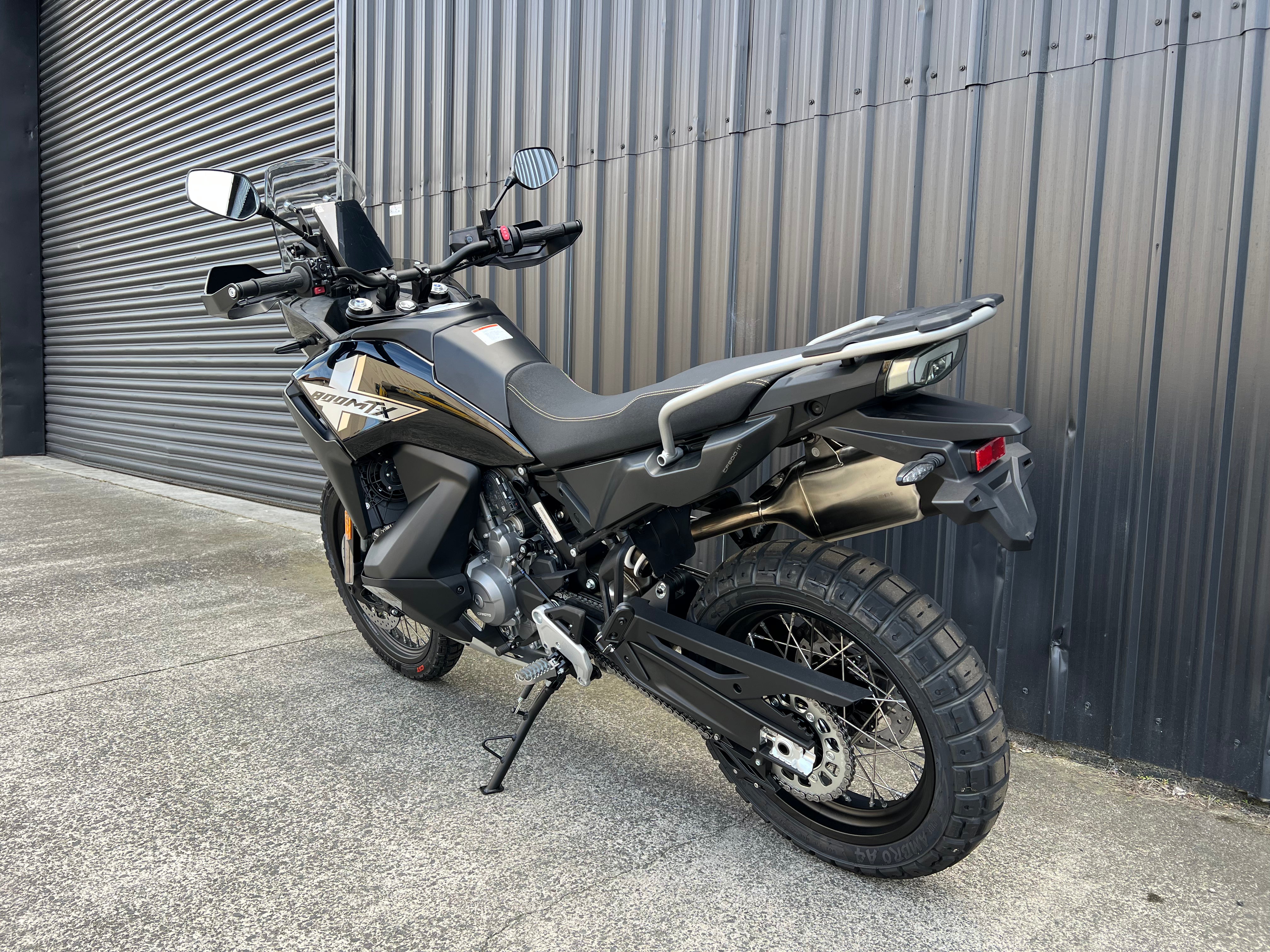 CFMOTO 800 MTX 2025 NEBULA BLACK