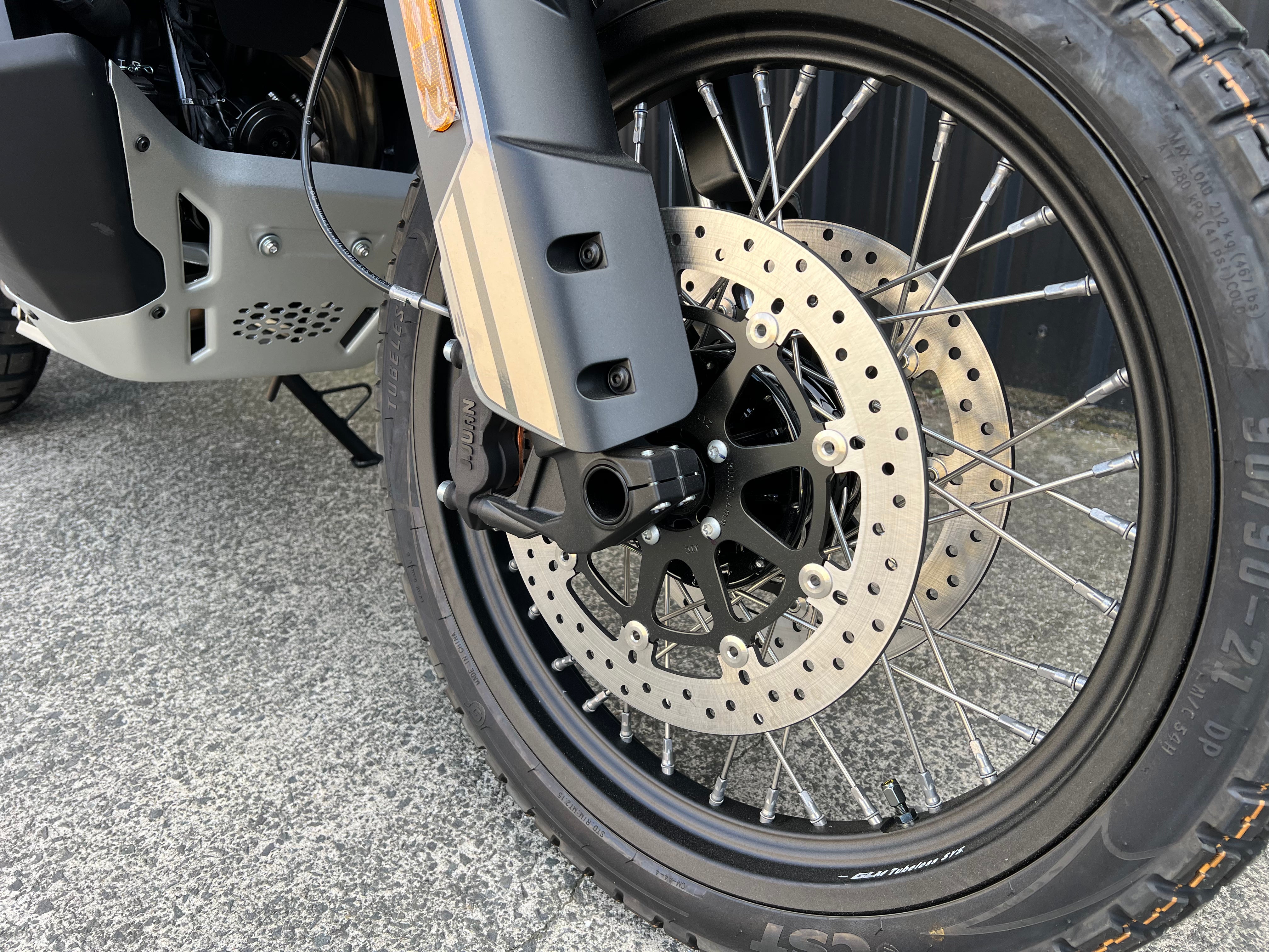 CFMOTO 800 MTX 2025 NEBULA BLACK